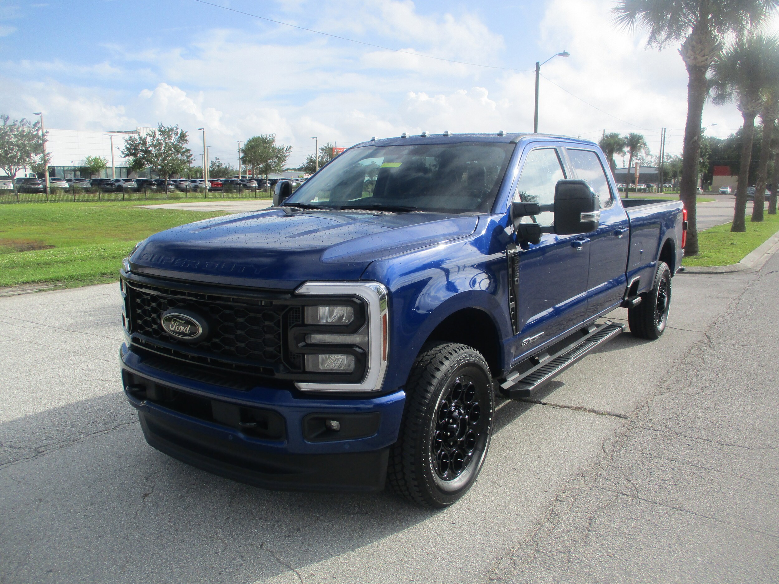 2026 Ford F-250 Lariat photo 2