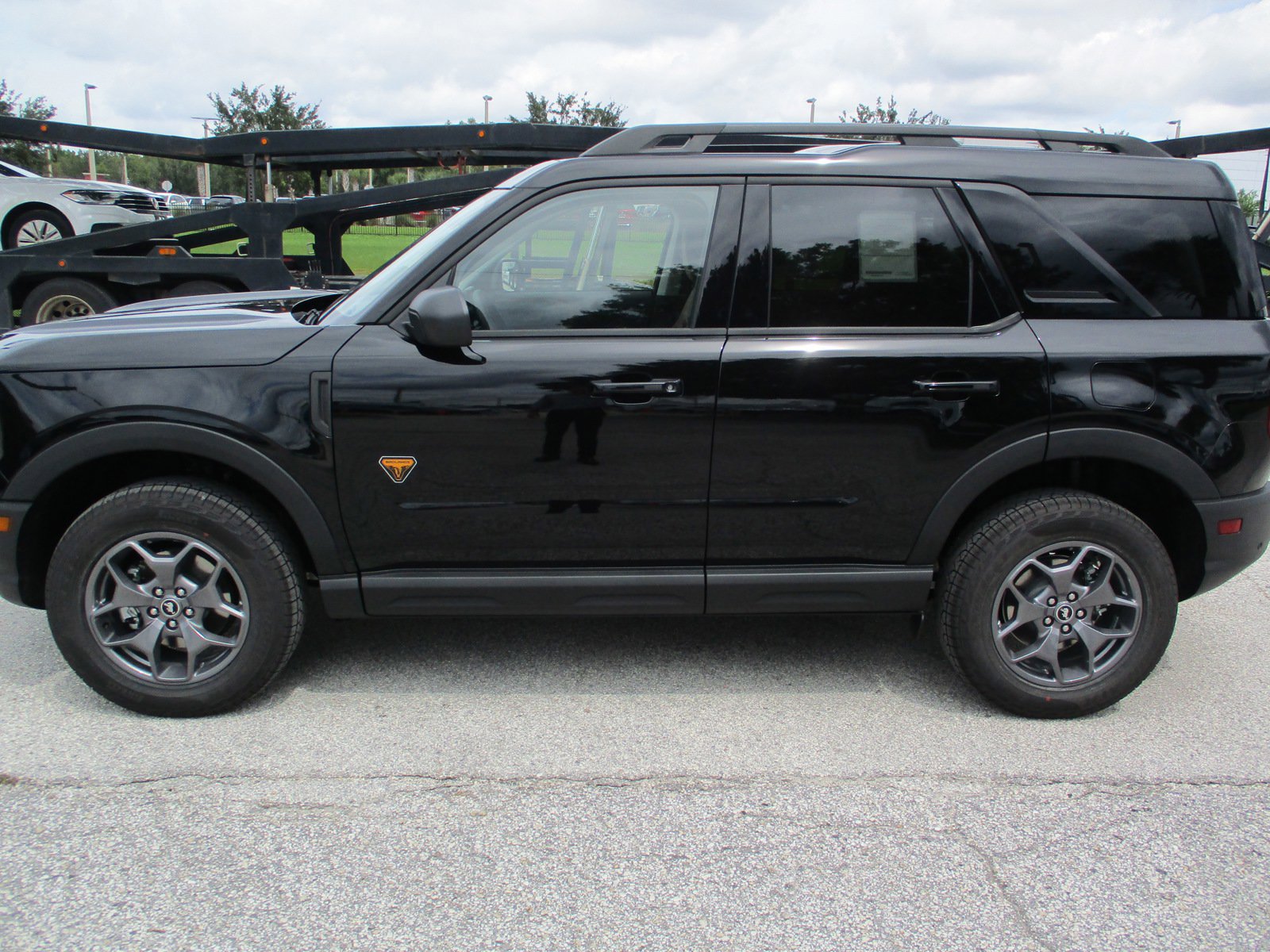 2024 Ford Bronco Sport Badlands photo 3
