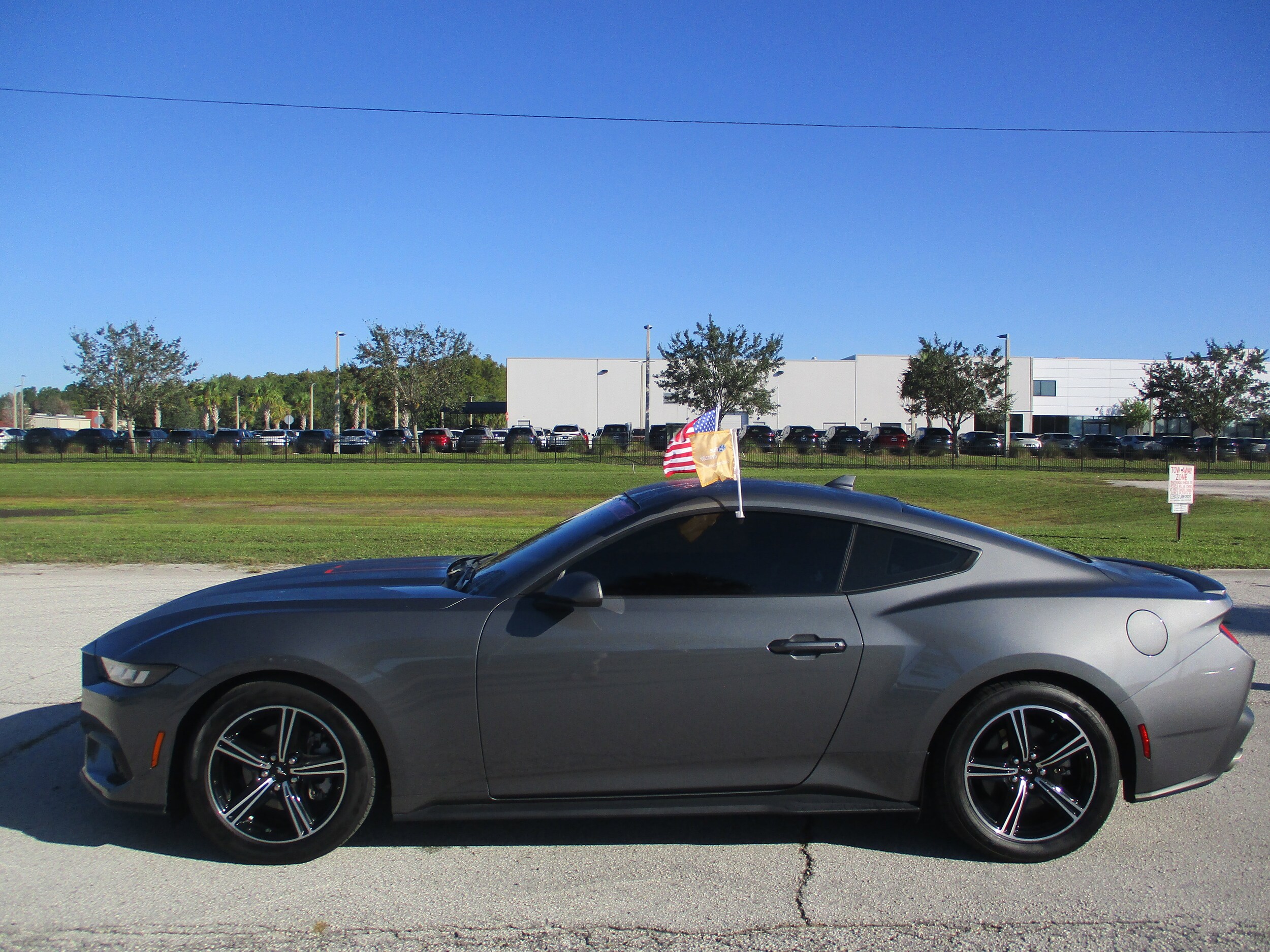 2024 Ford Mustang EcoBoost Premium photo 4