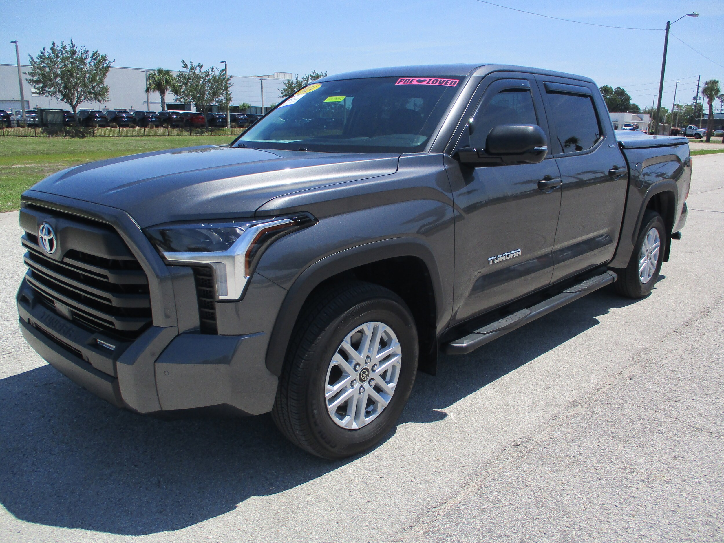 2024 Toyota Tundra SR5 photo 3