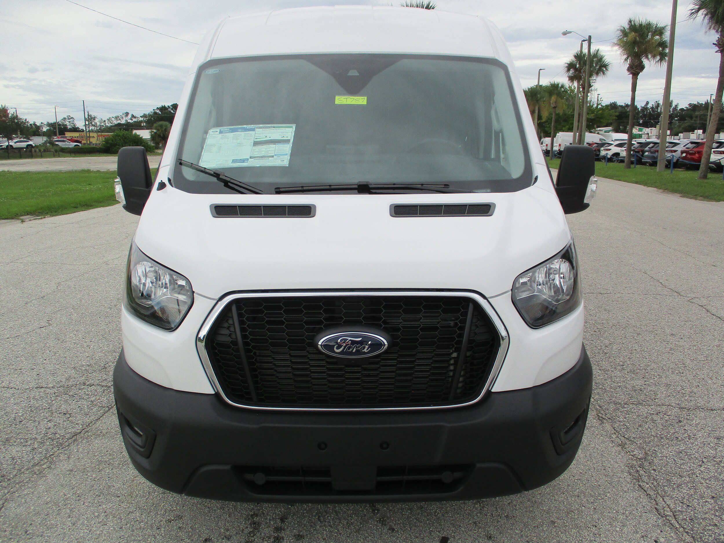 2025 Ford Transit Cargo Van photo 2