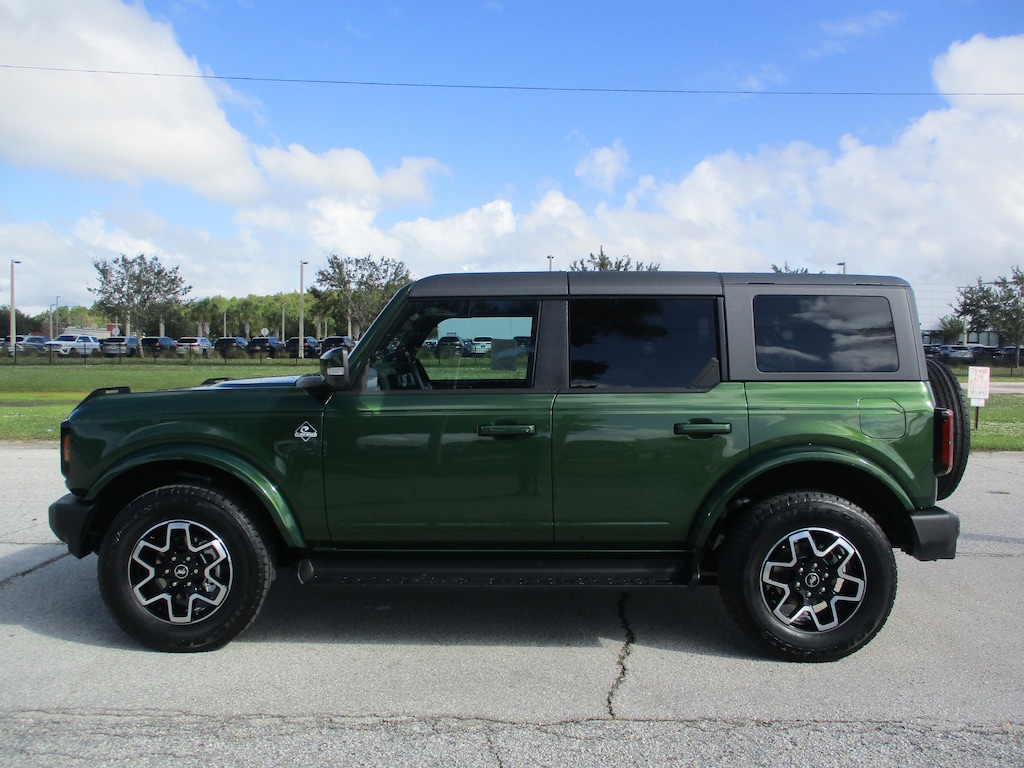 New 2025 Ford Bronco Outer Banks SUV