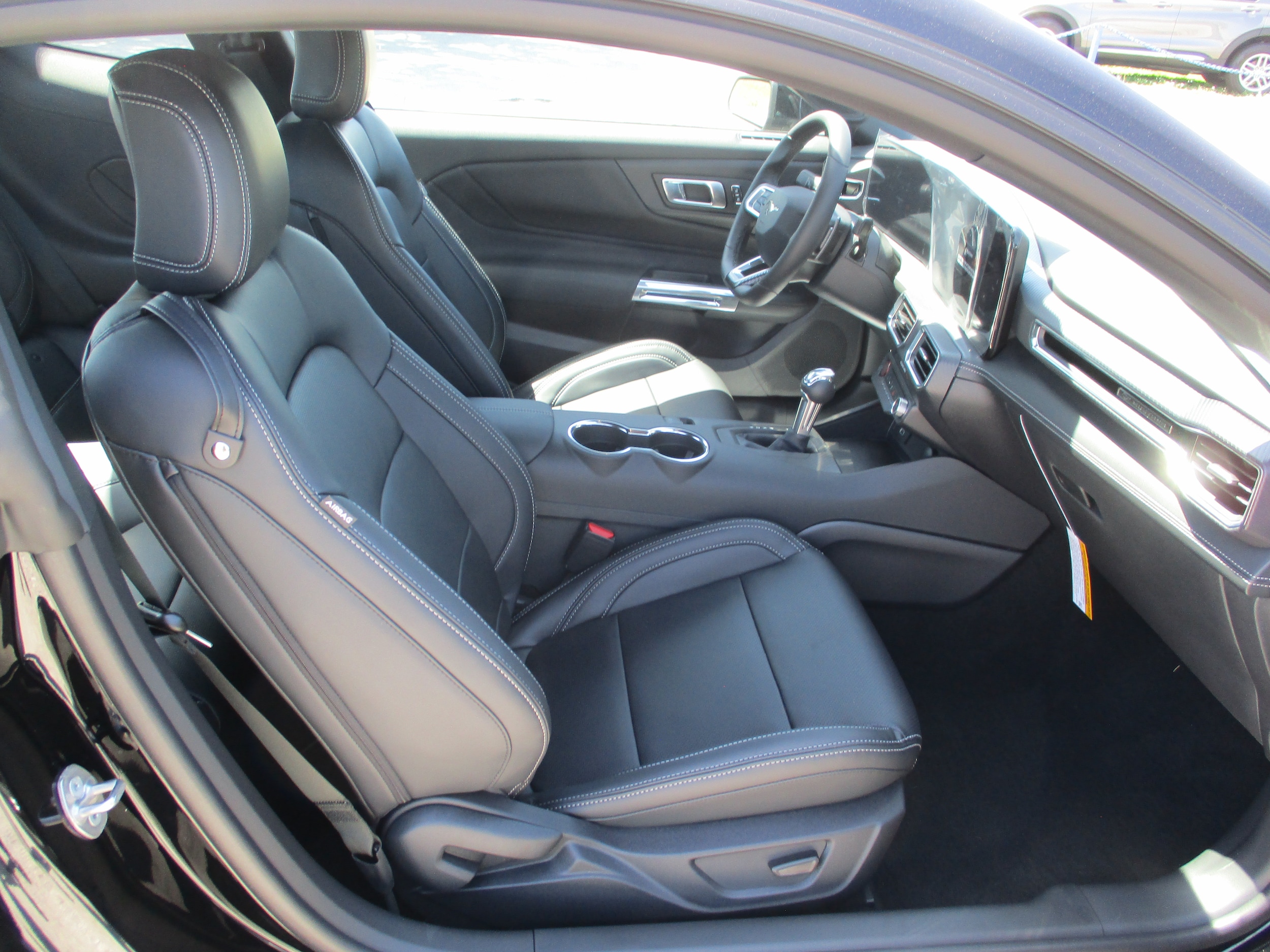 2025 Ford Mustang GT Premium Fastback - Photo 19