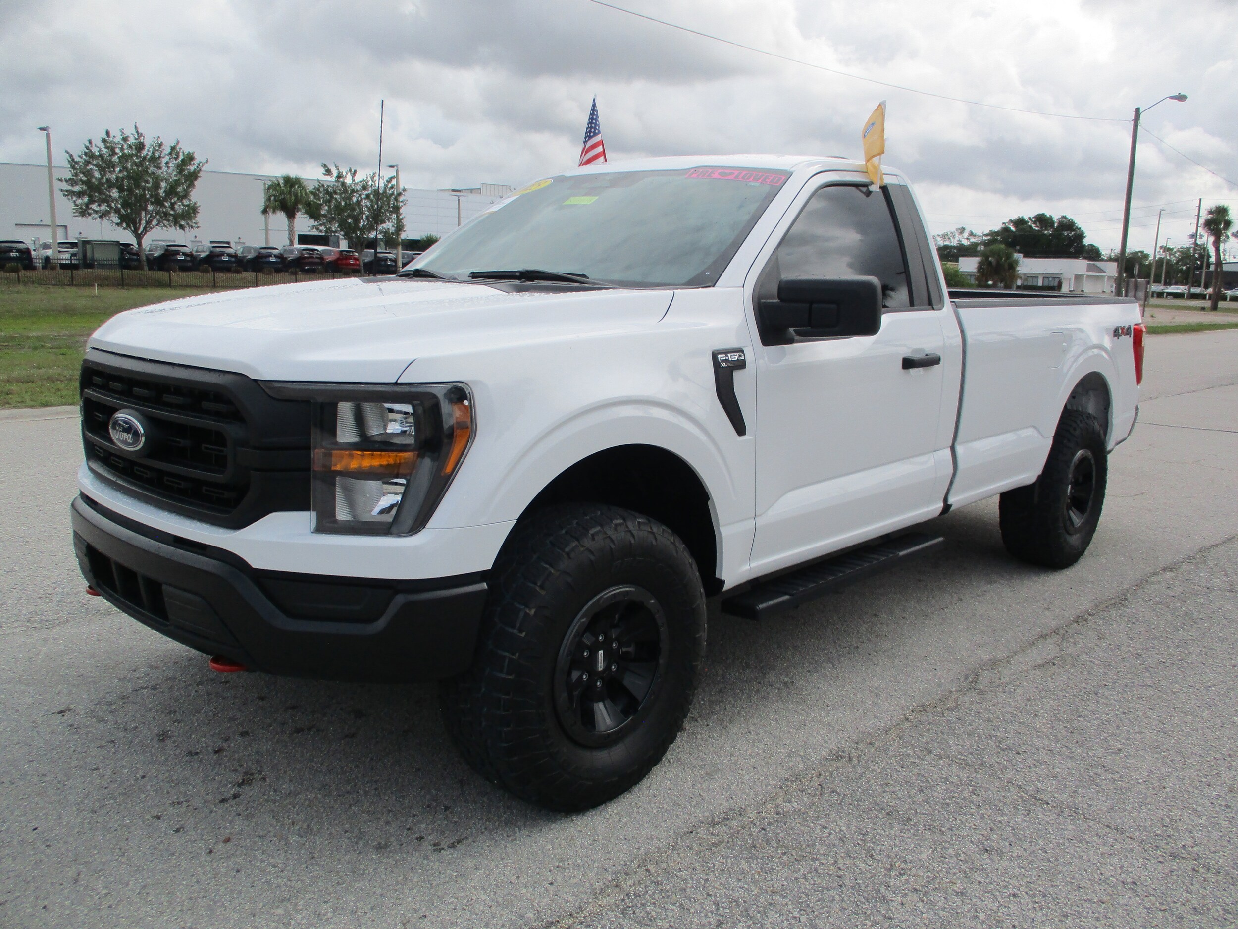 2023 Ford F-150 XL photo 3