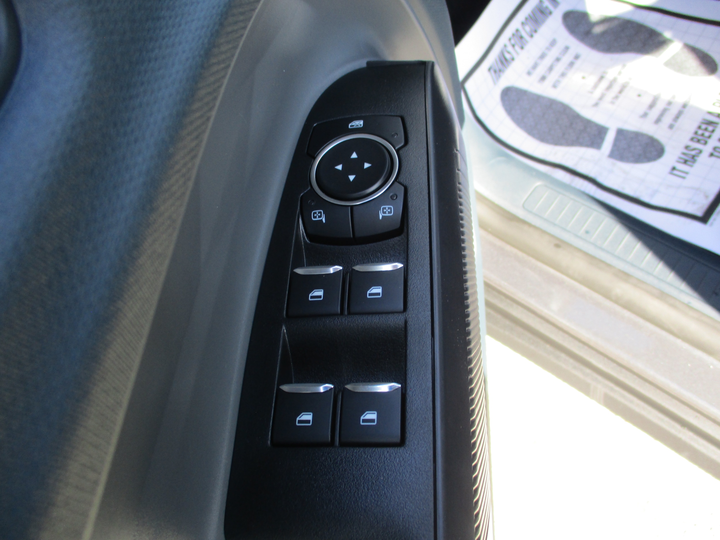 2025 Ford Maverick XL - Photo 9