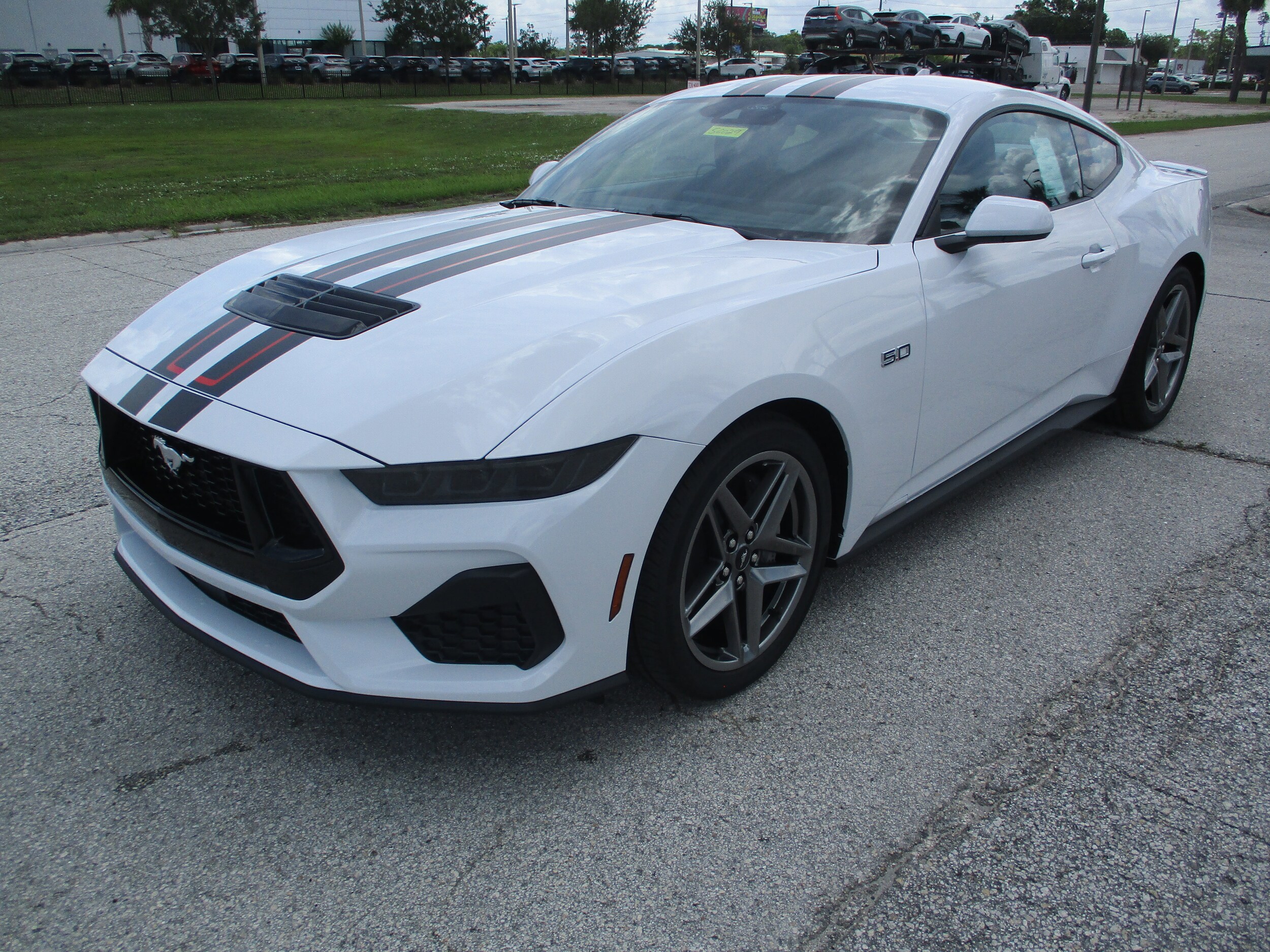2025 Ford Mustang GT photo 3