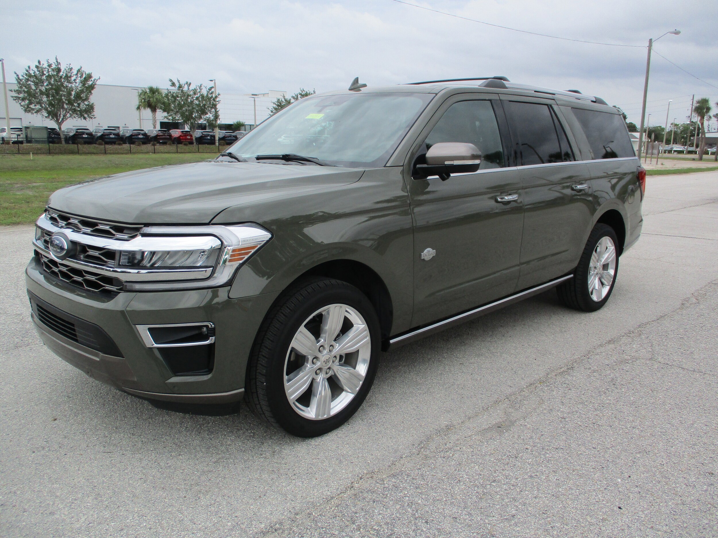 2024 Ford Expedition MAX King Ranch photo 3