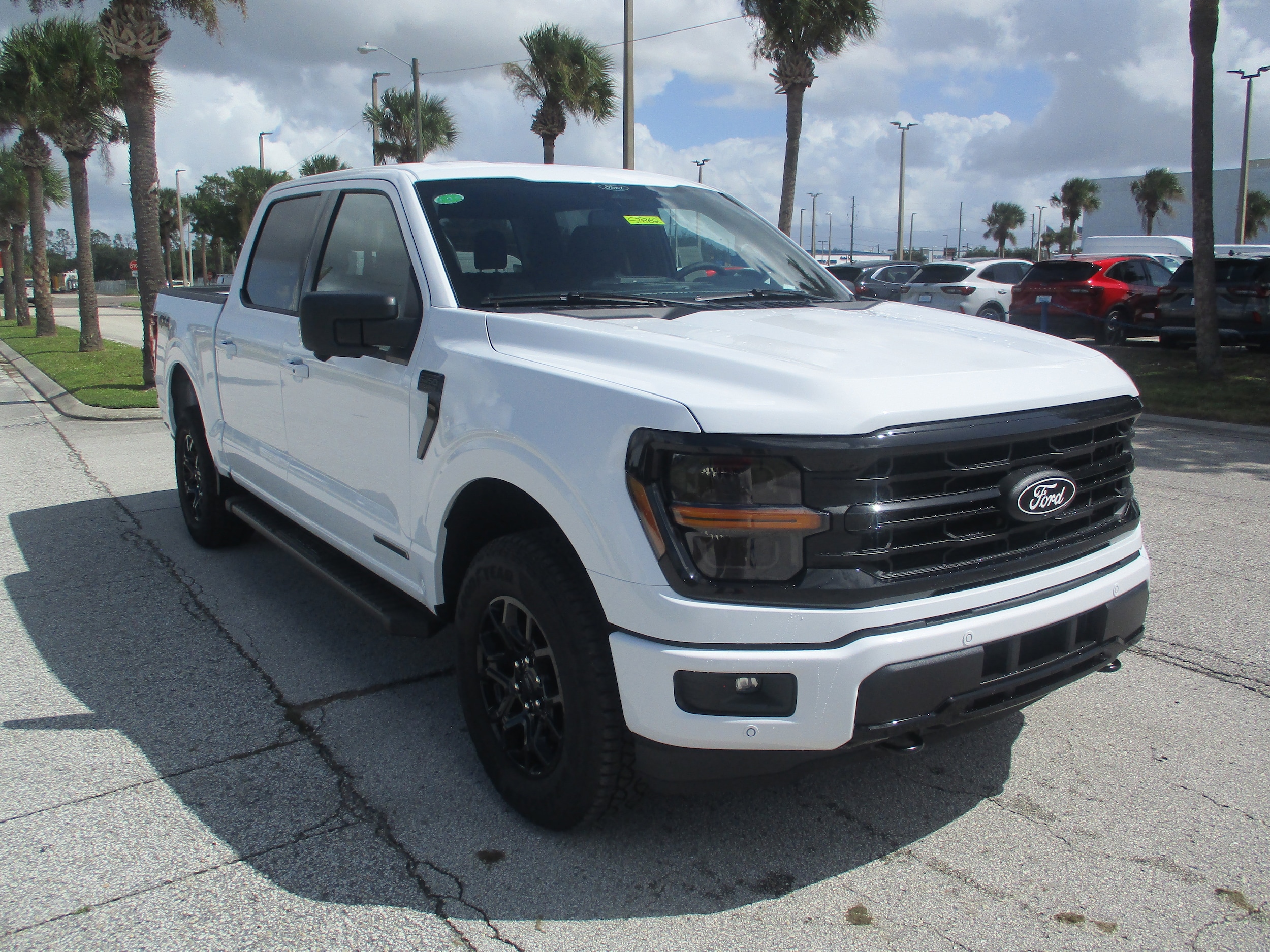2025 Ford F-150 XLT's photo