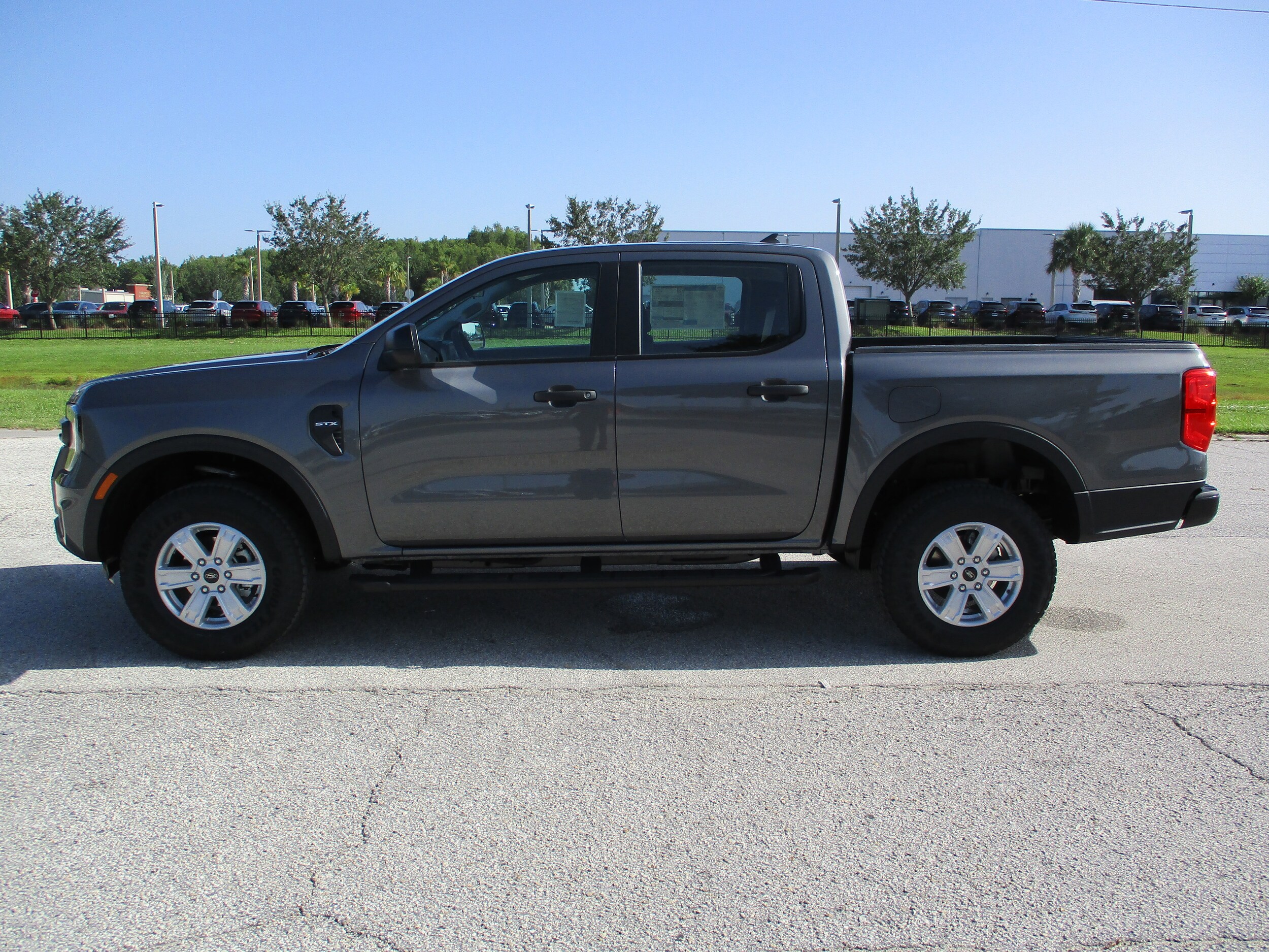2025 Ford Ranger XL photo 4