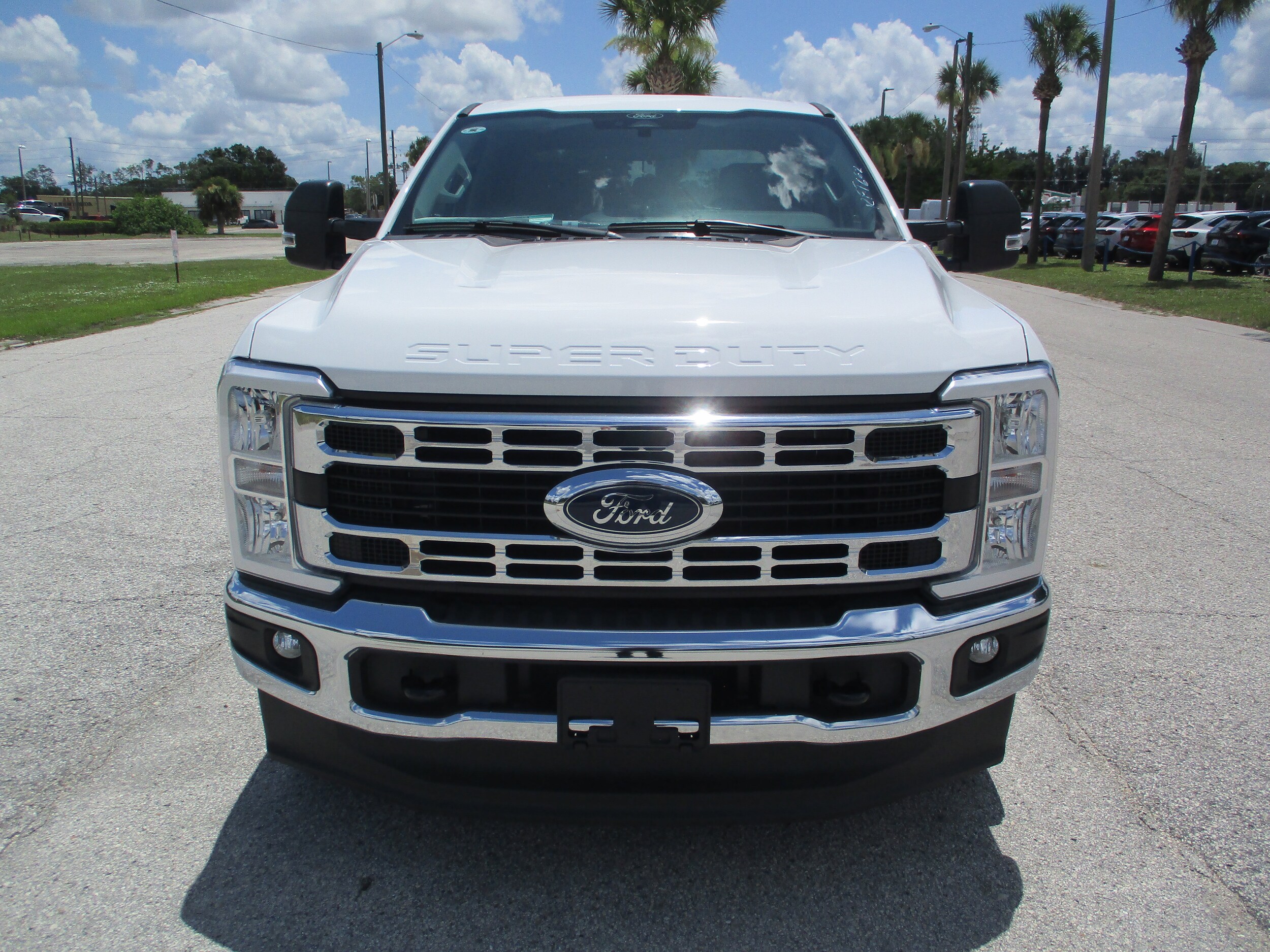 2024 Ford F-250 photo 2