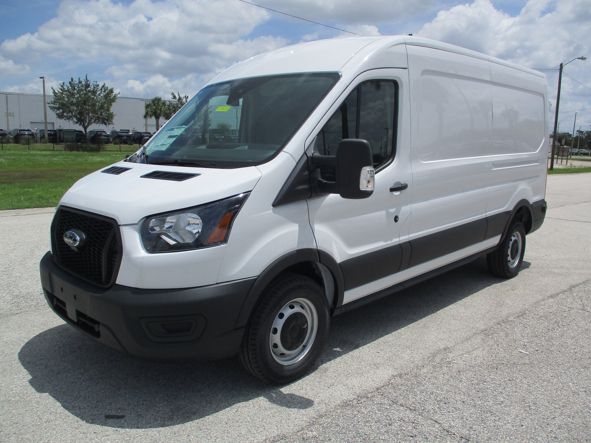 2025 Ford Transit Cargo Van photo 2