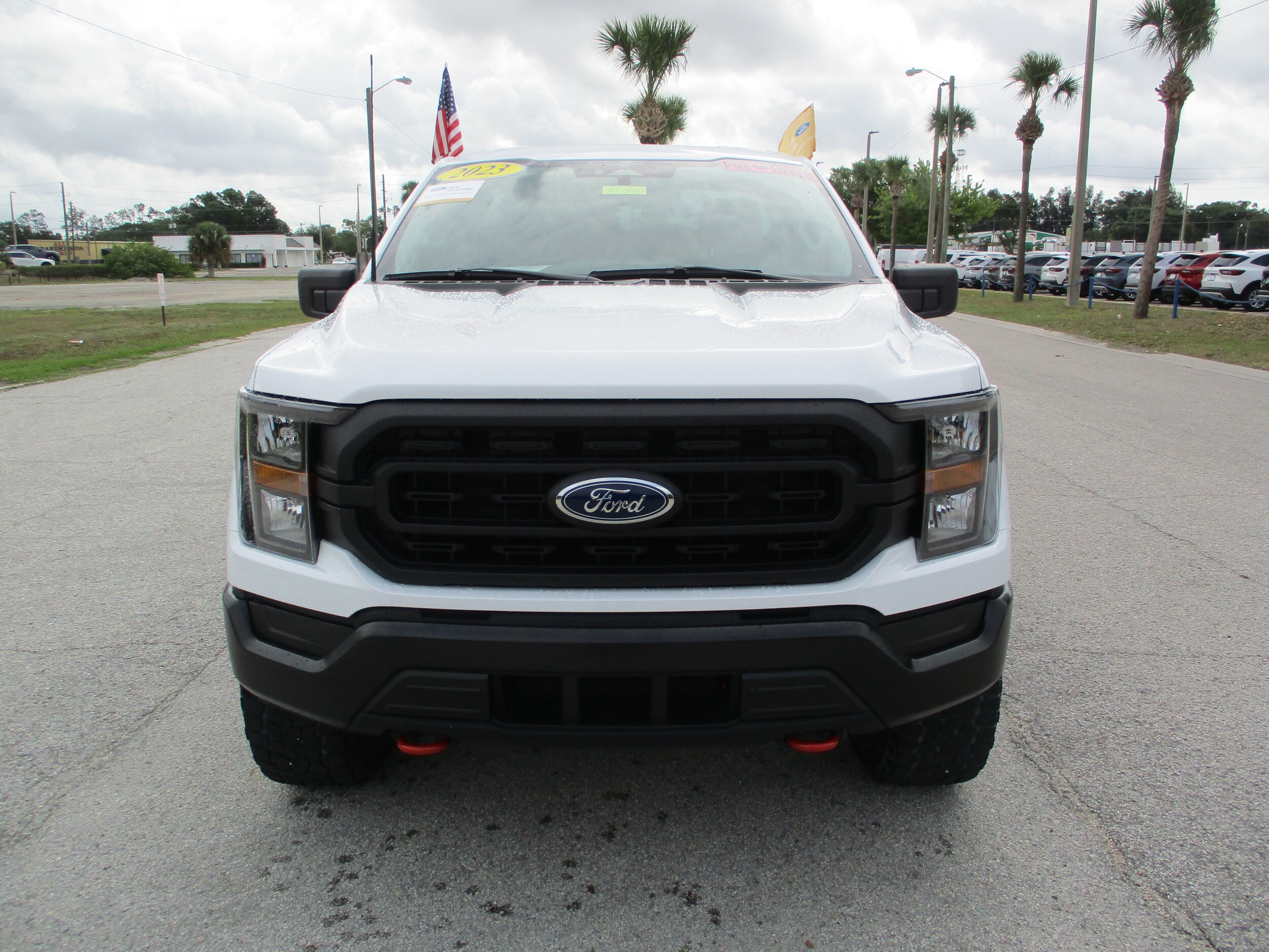 2023 Ford F-150 XL photo 2