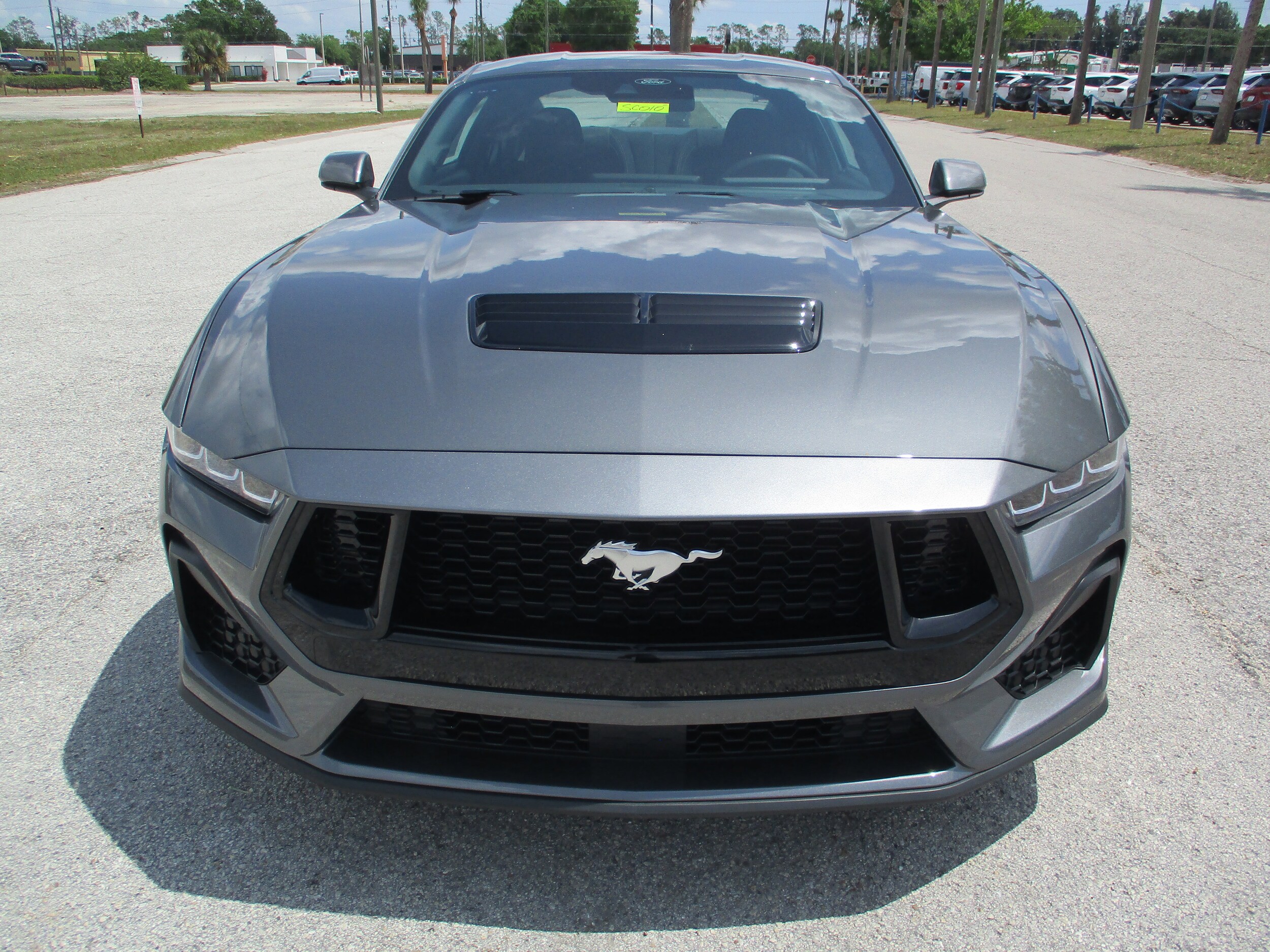 2025 Ford Mustang GT photo 2