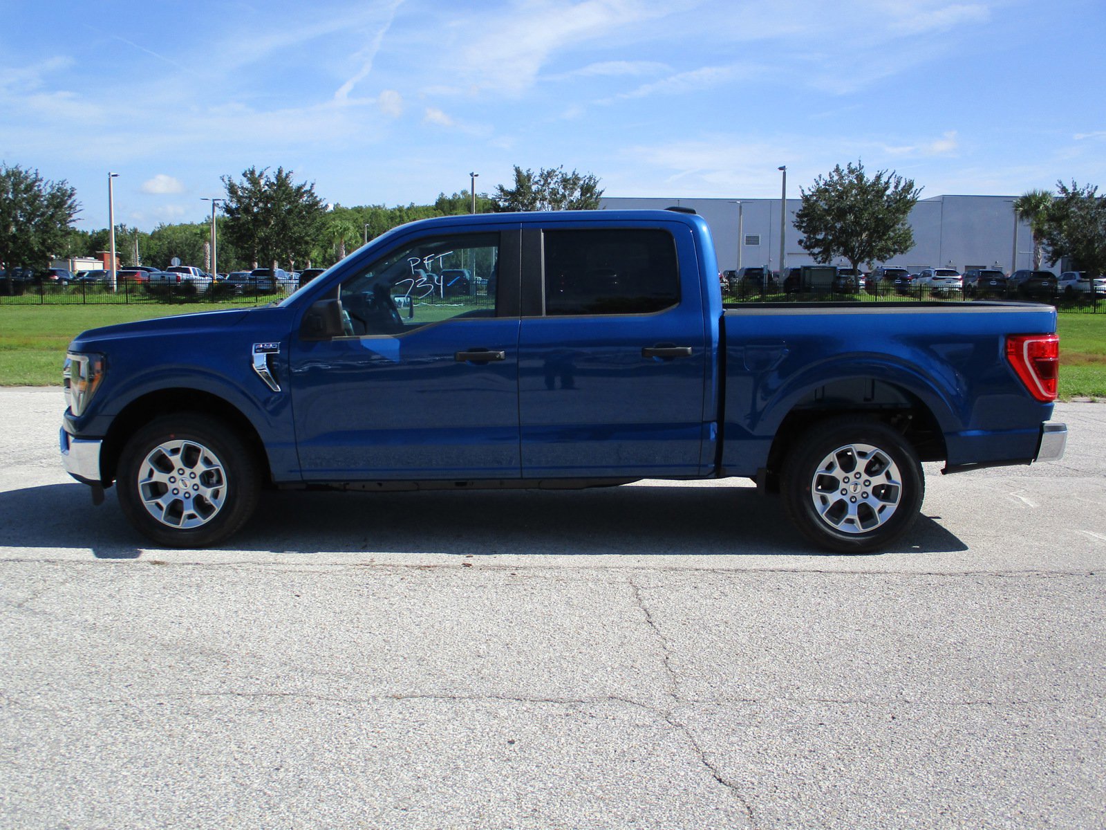 2023 Ford F-150 XLT photo 4