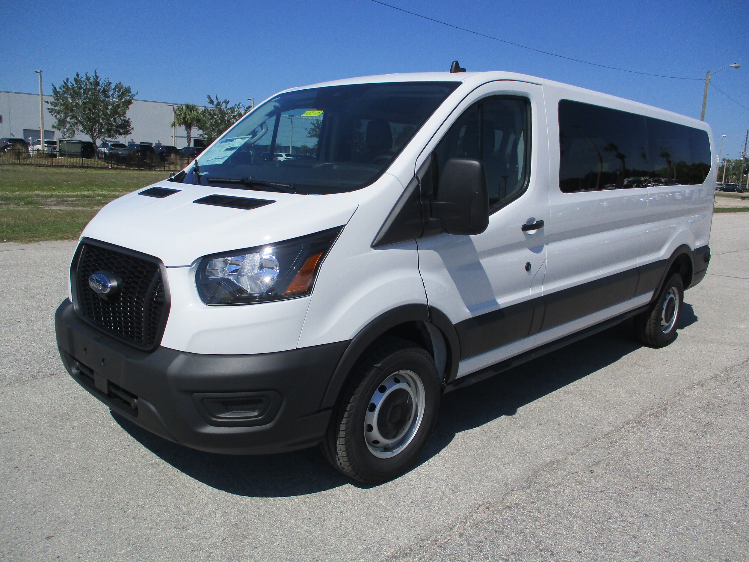 2025 Ford Transit Cargo Van photo 3
