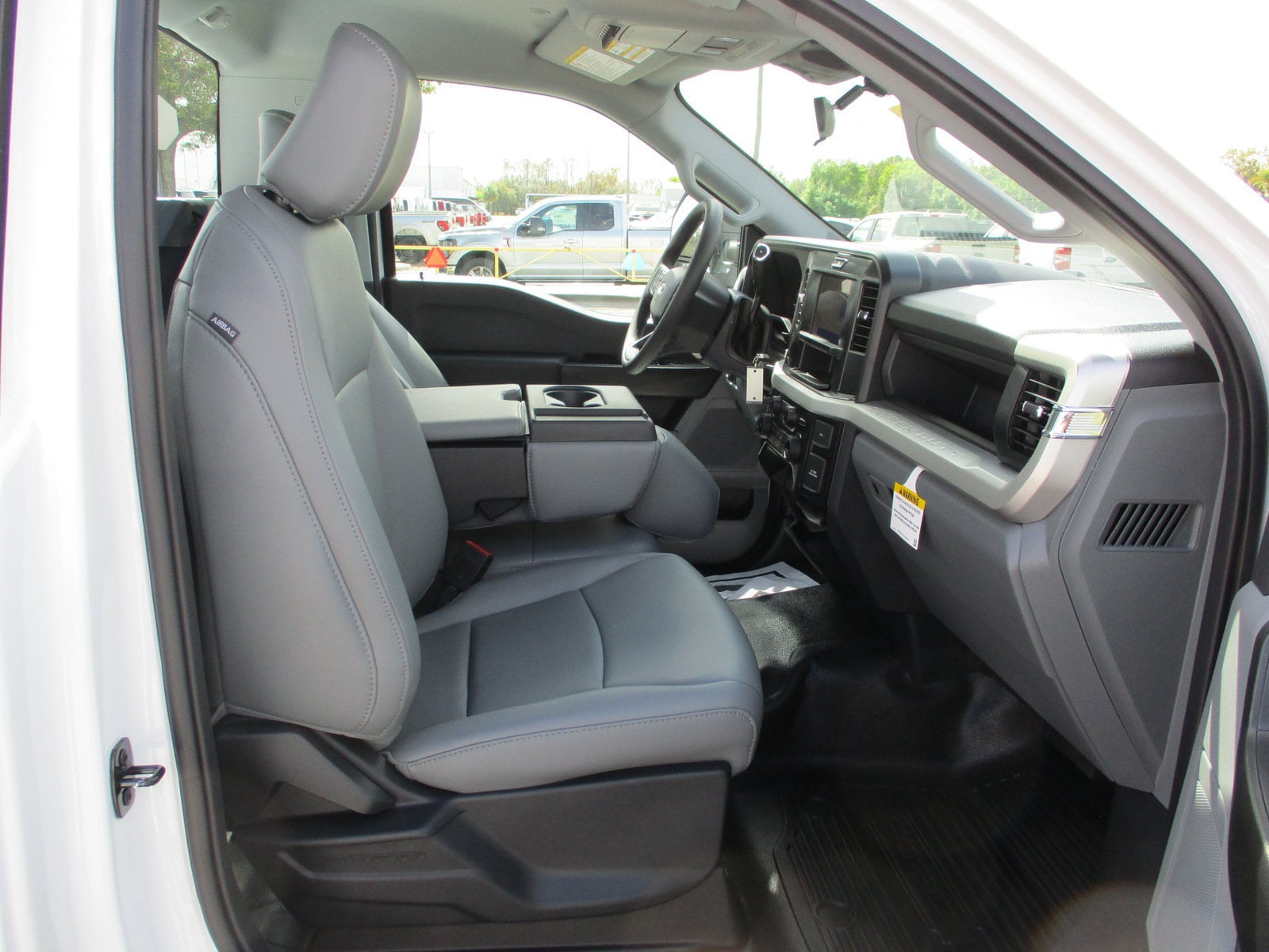 2025 Ford F-250 Super Duty XL - Photo 18