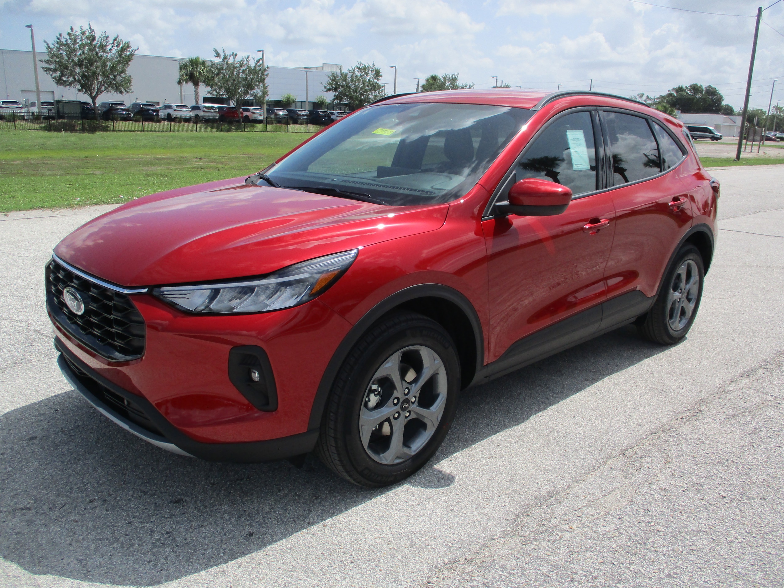 2025 Ford Escape ST-Line Select photo 3