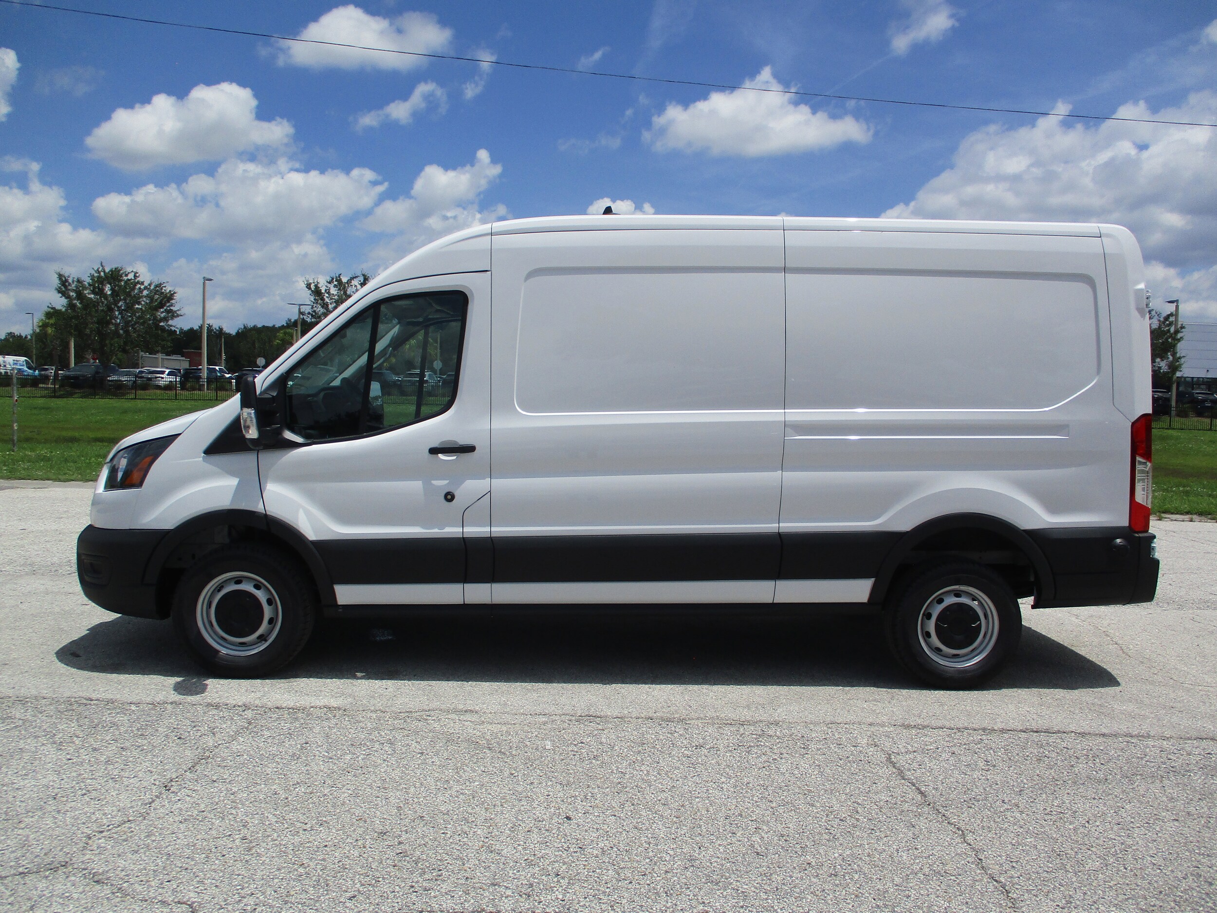 2025 Ford Transit Cargo Van photo 3