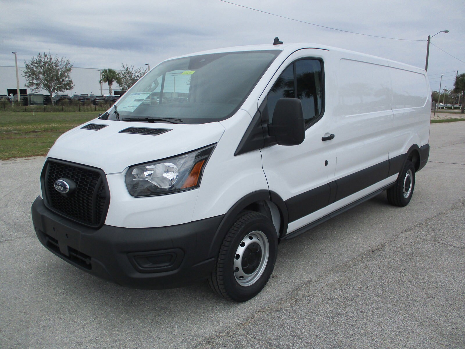 2025 Ford Transit Cargo Van photo 3