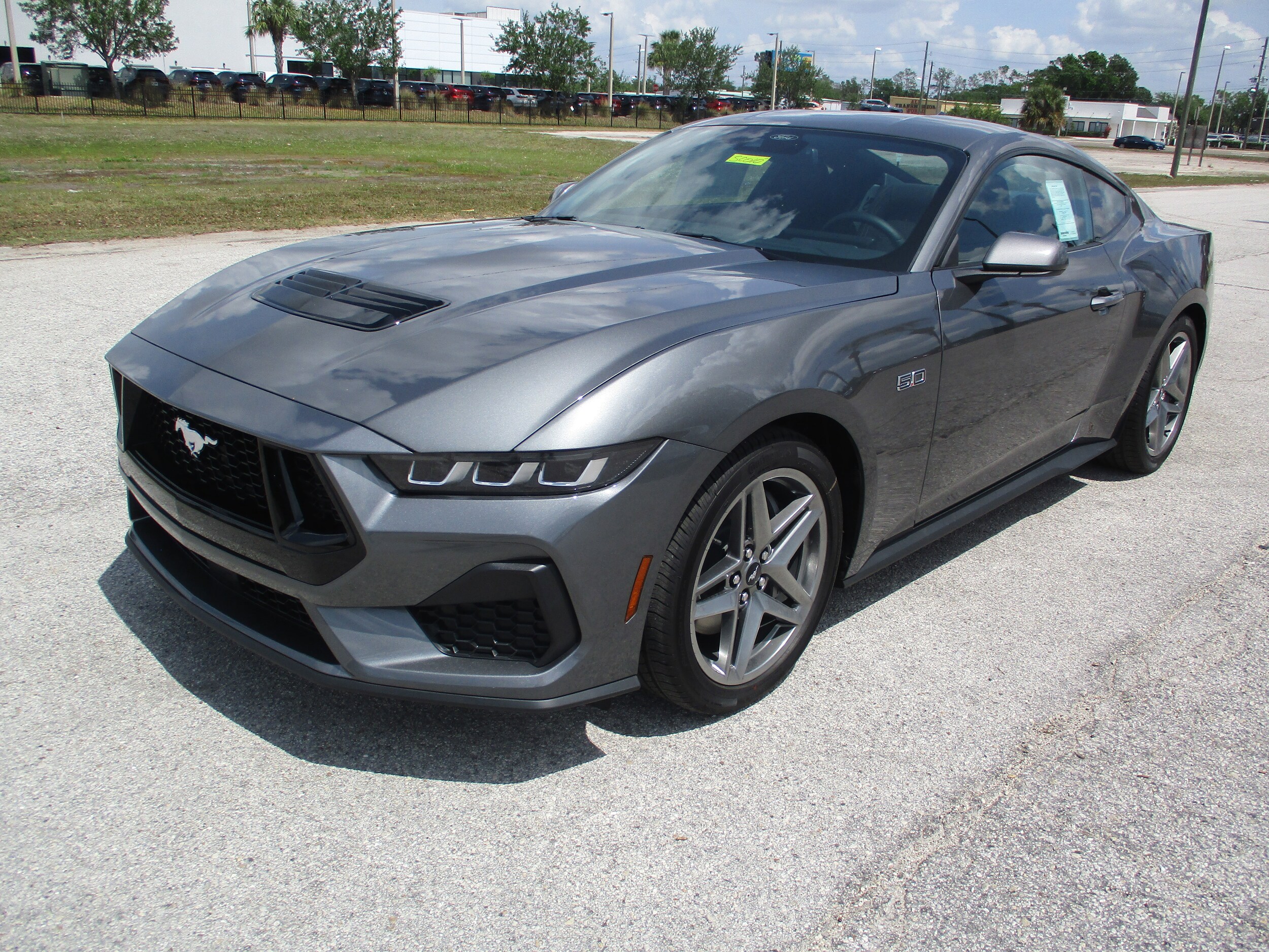 2025 Ford Mustang GT photo 3