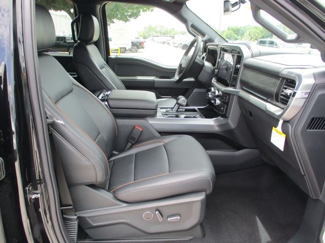 2025 Ford F-150 Lariat - Photo 24