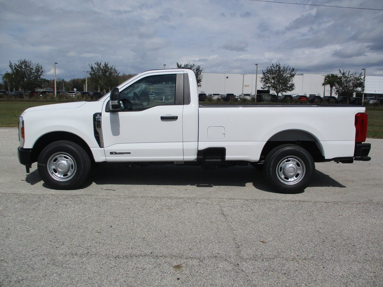 2025 Ford F-250 Super Duty XL - Photo 4