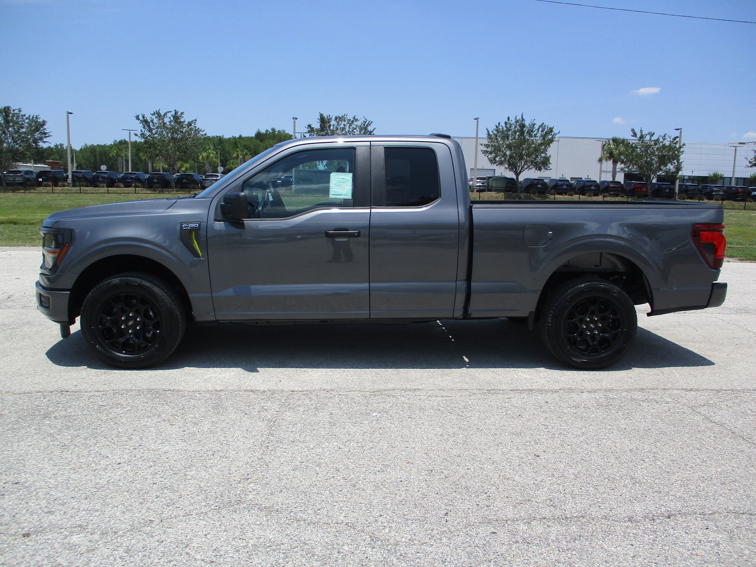 2025 Ford F-150 STX photo 4