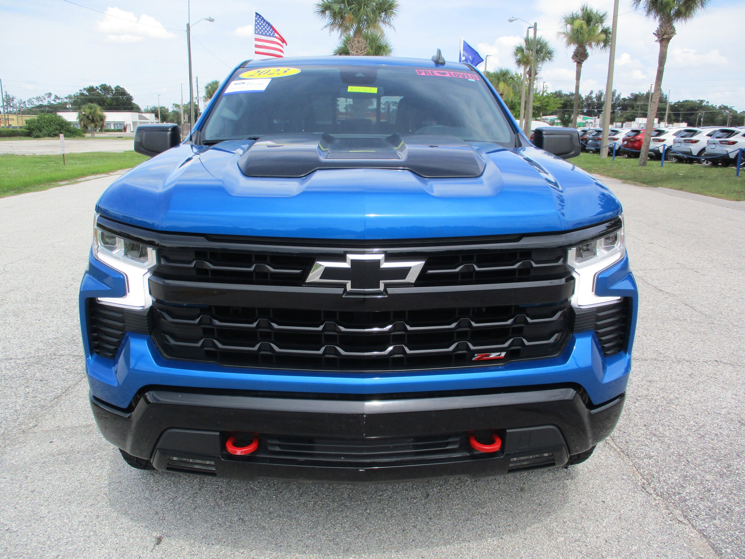 2023 Chevrolet Silverado LT Trail Boss photo 2
