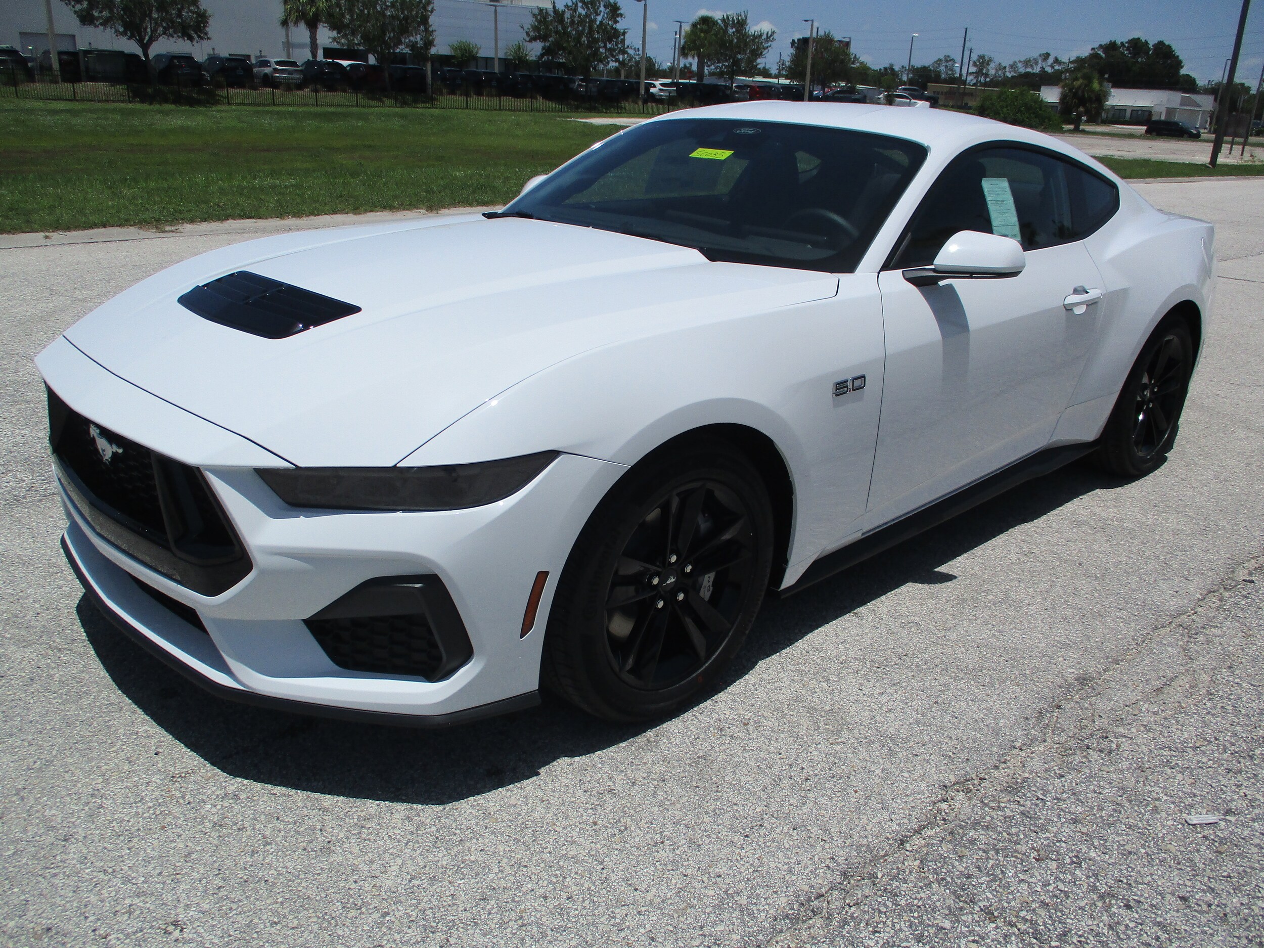 2025 Ford Mustang GT photo 3