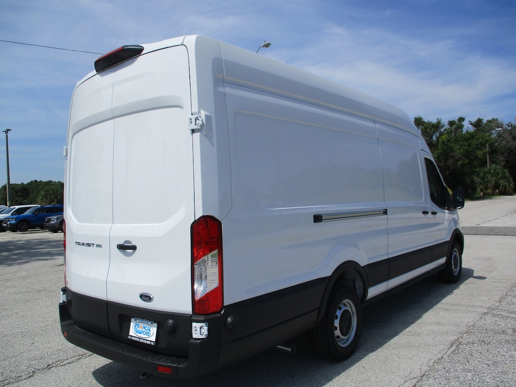2025 Ford Transit Cargo Van photo 2