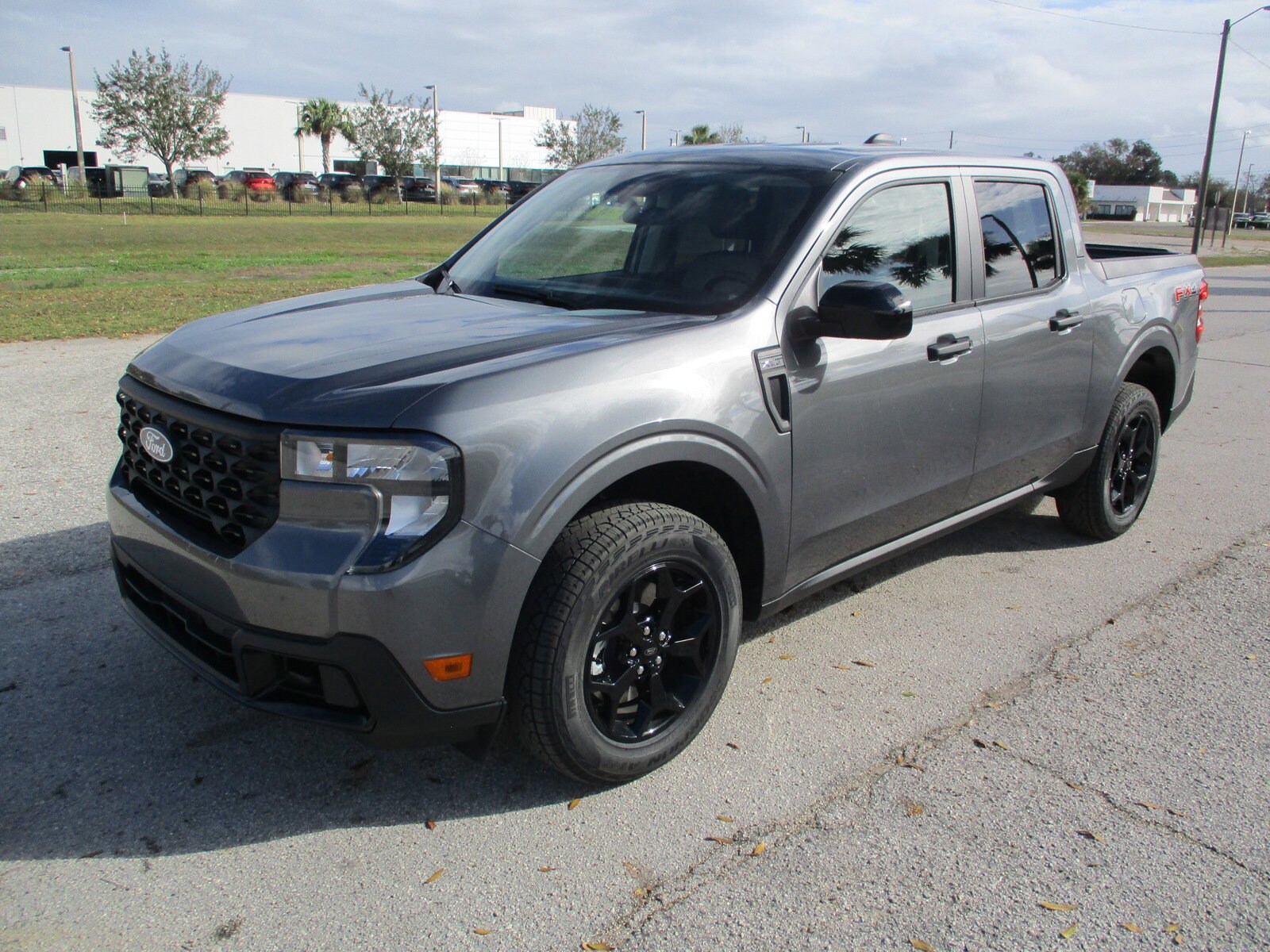2025 Ford Maverick XLT photo 3