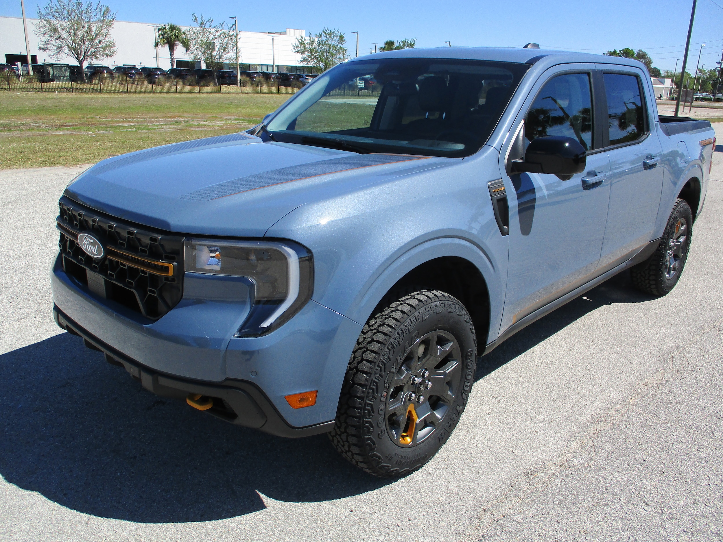 2025 Ford Maverick Tremor photo 3