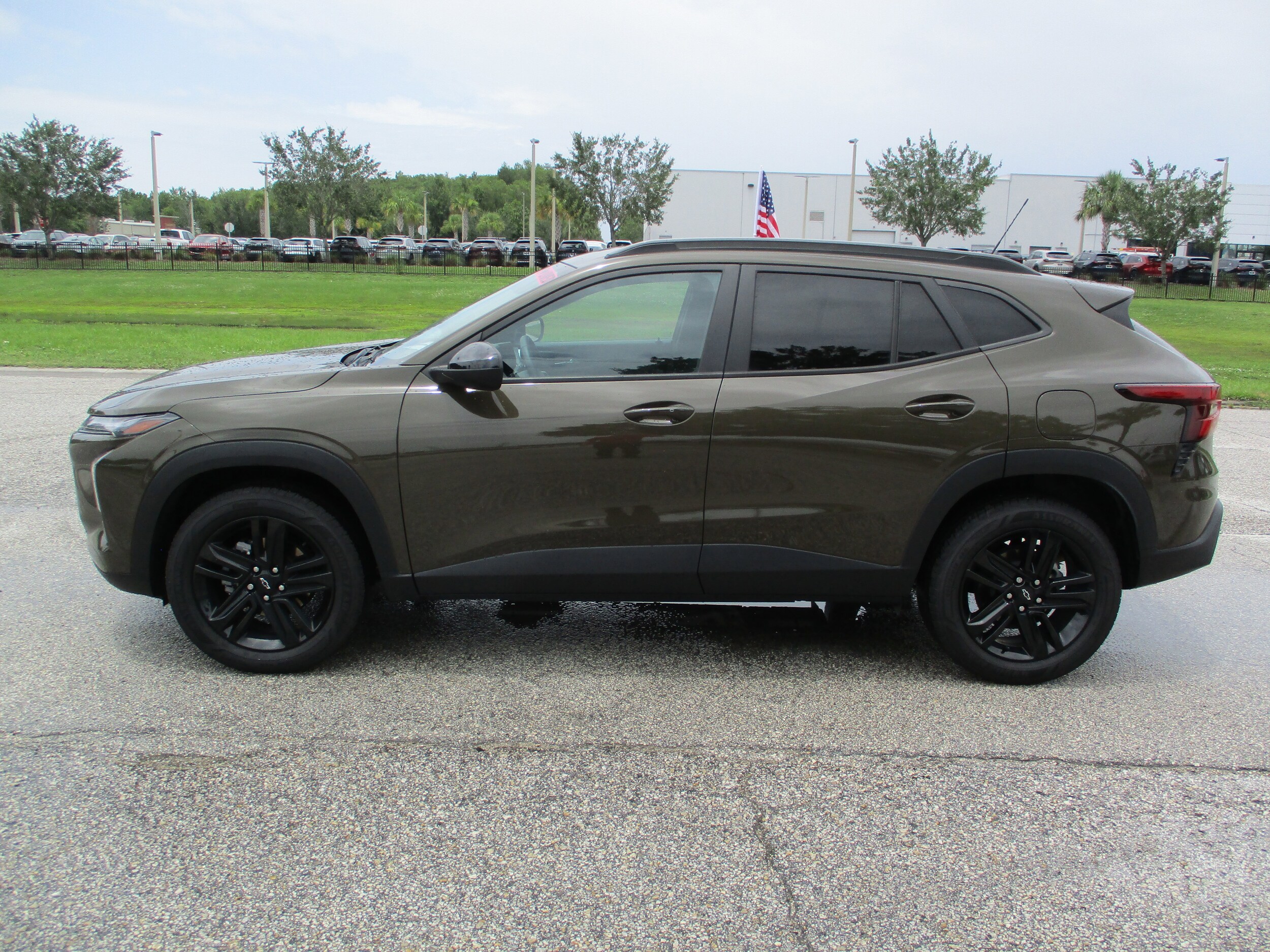 2024 Chevrolet Trax ACTIV photo 2