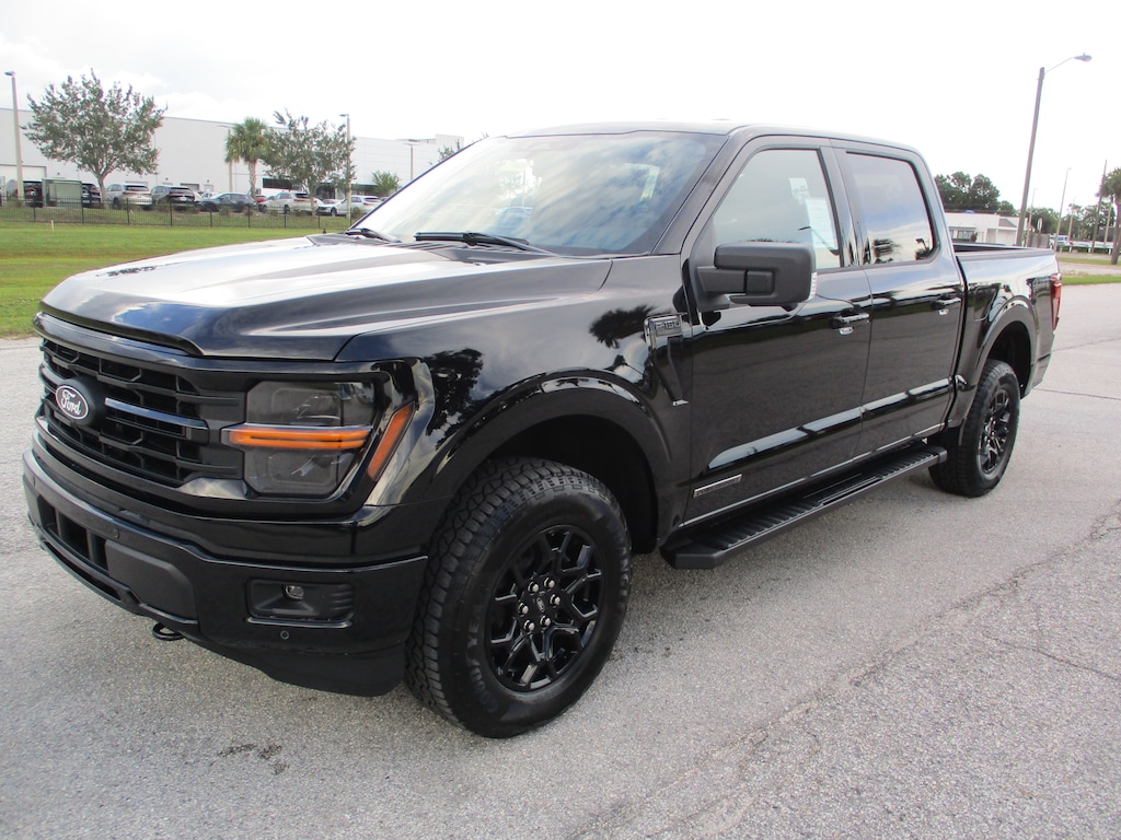 New 2025 Ford F-150 XLT TRUCK