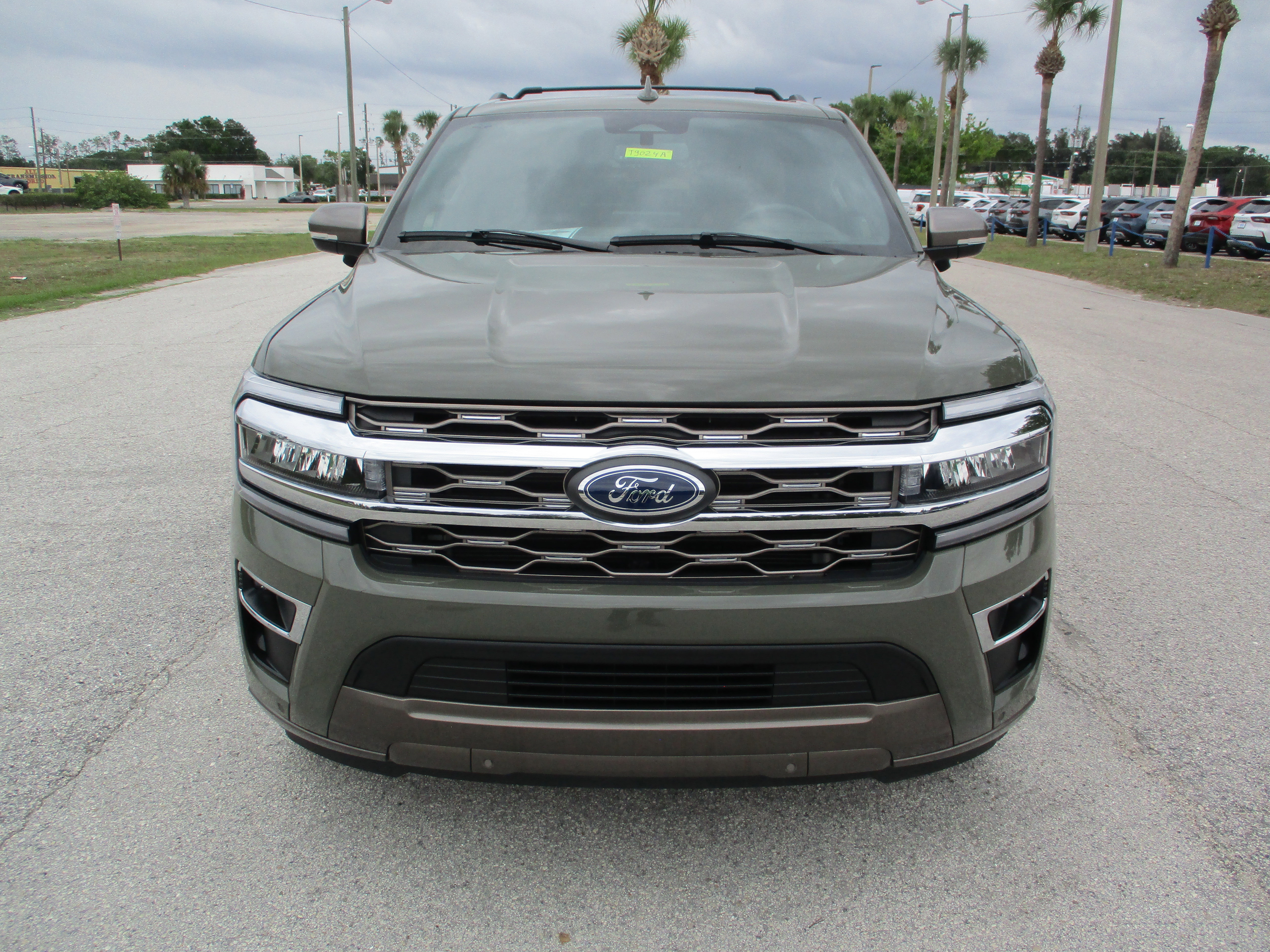 2024 Ford Expedition MAX King Ranch photo 2
