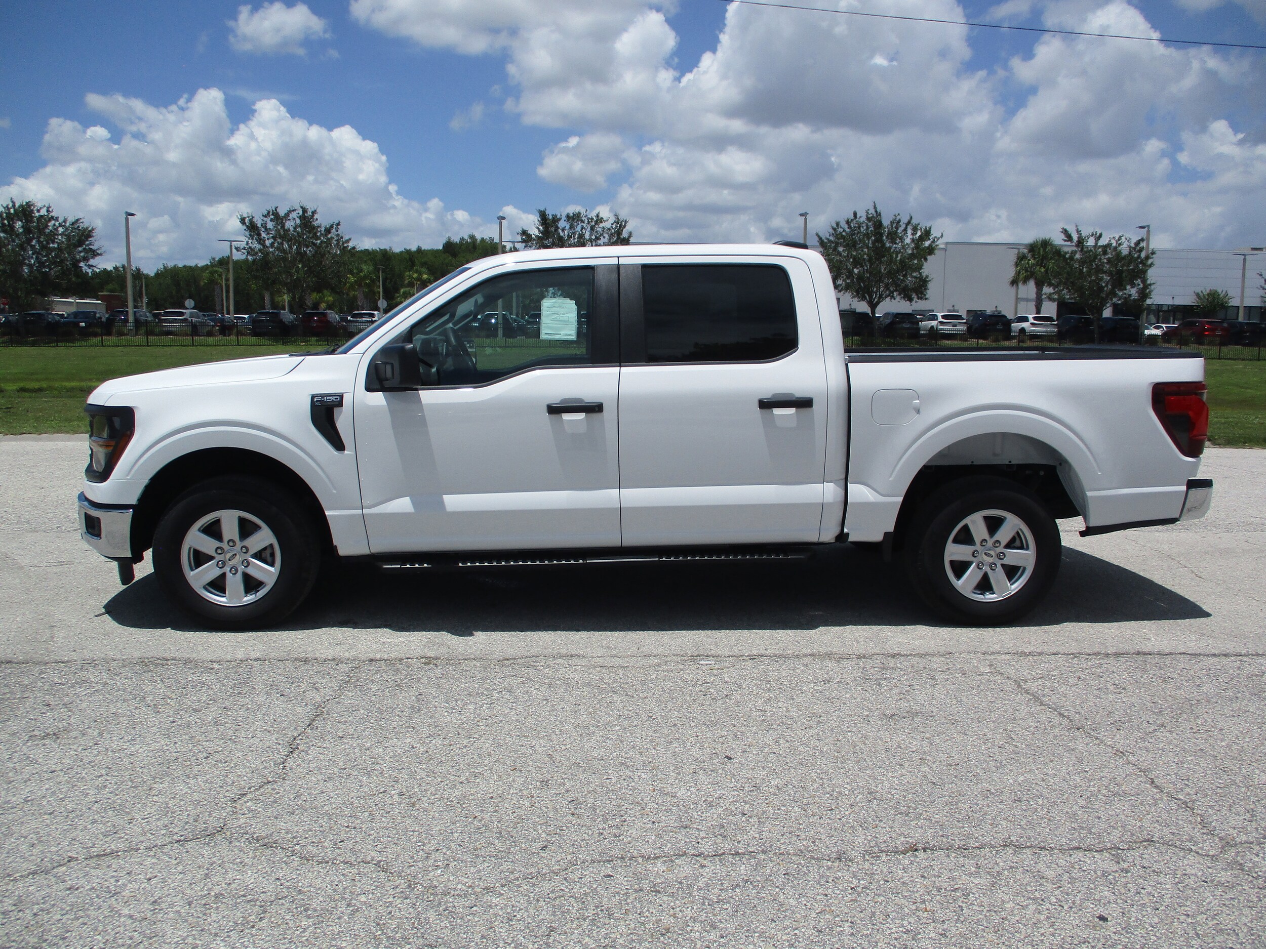 2025 Ford F-150 XL photo 2