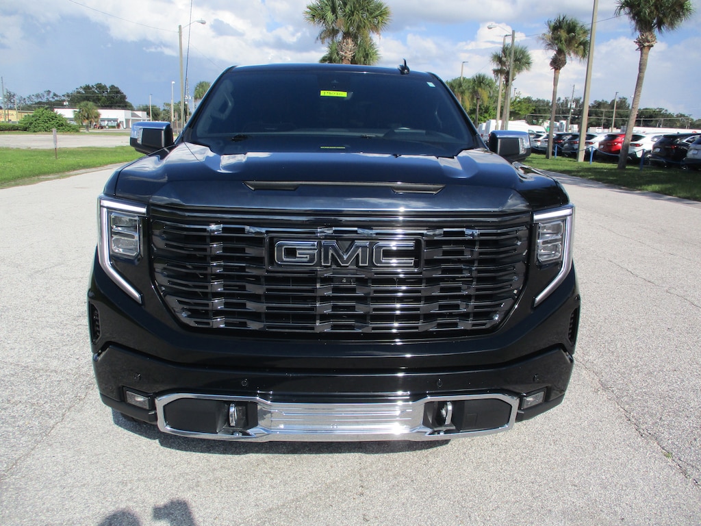 Certified 2023 GMC Sierra Denali Ultimate CREW CAB SHORT BED TRUCK