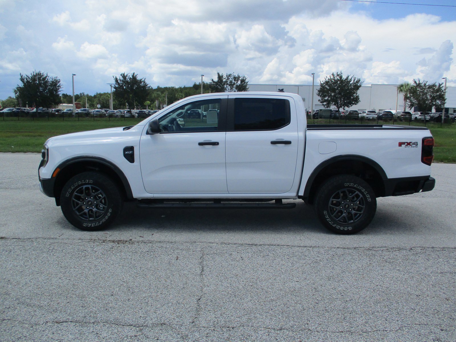 2024 Ford Ranger XLT photo 4
