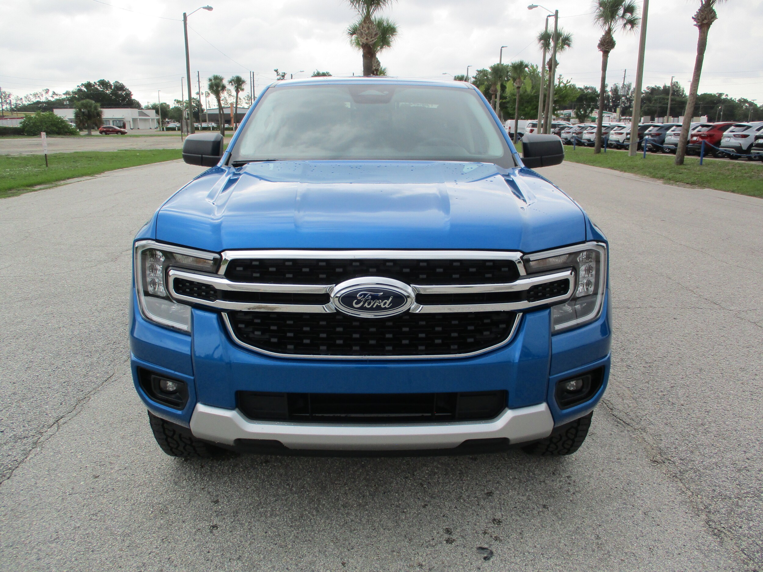 2025 Ford Ranger XLT photo 2
