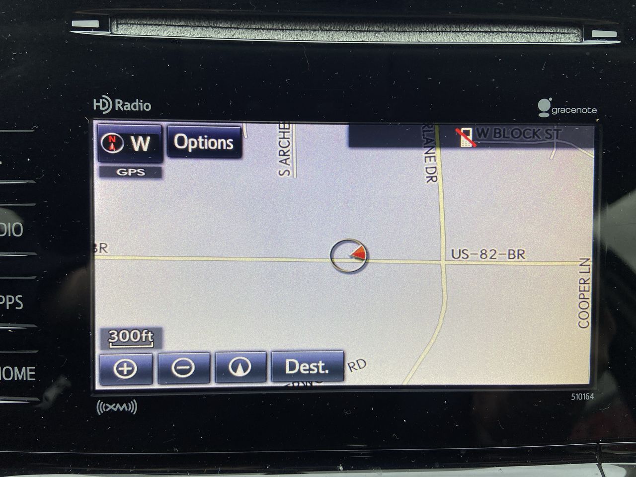 2017 Toyota Prius v Five - Photo 18