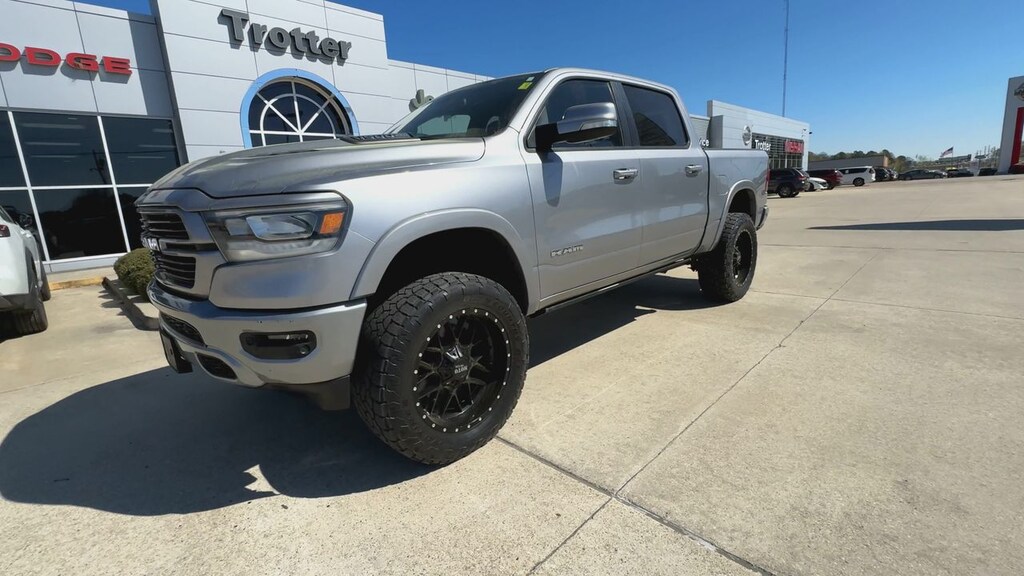 Used 2019 RAM 1500 Laramie 4x4 Crew Cab 144.5 in. WB