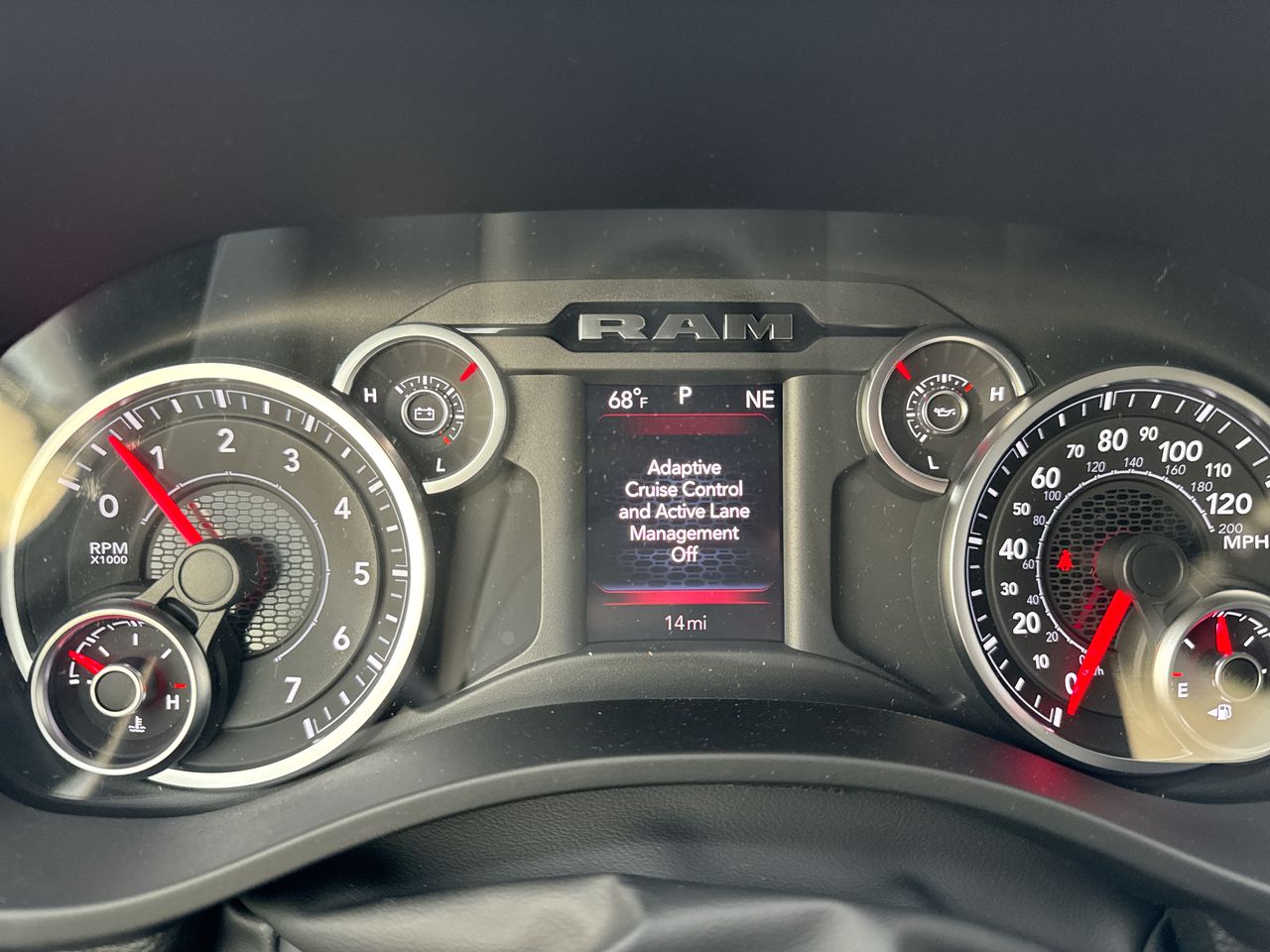 2025 RAM 1500 Tradesman - Photo 15