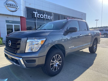 2021 Nissan Titan SV (A9) 4x4 Crew Cab 5.5 ft. box 139.8 in. WB
