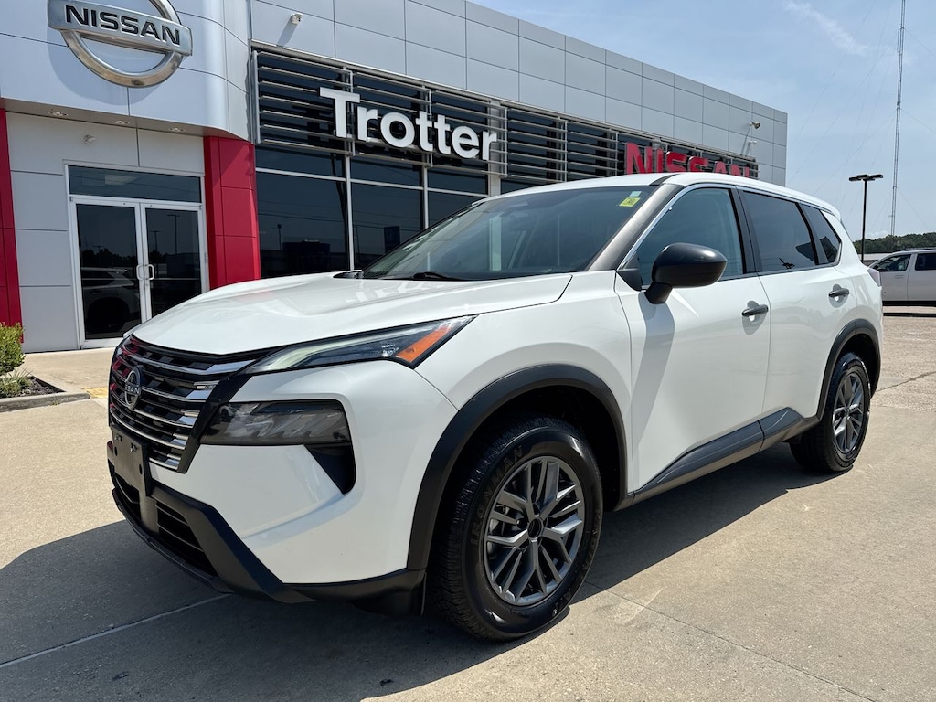Used 2024 Nissan Rogue S
