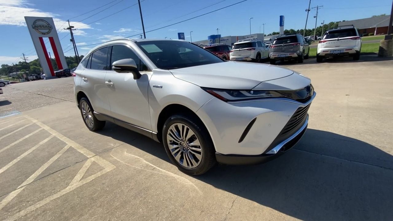 Used 2021 Toyota Venza XLE with VIN JTEAAAAHXMJ030453 for sale in El Dorado, AR