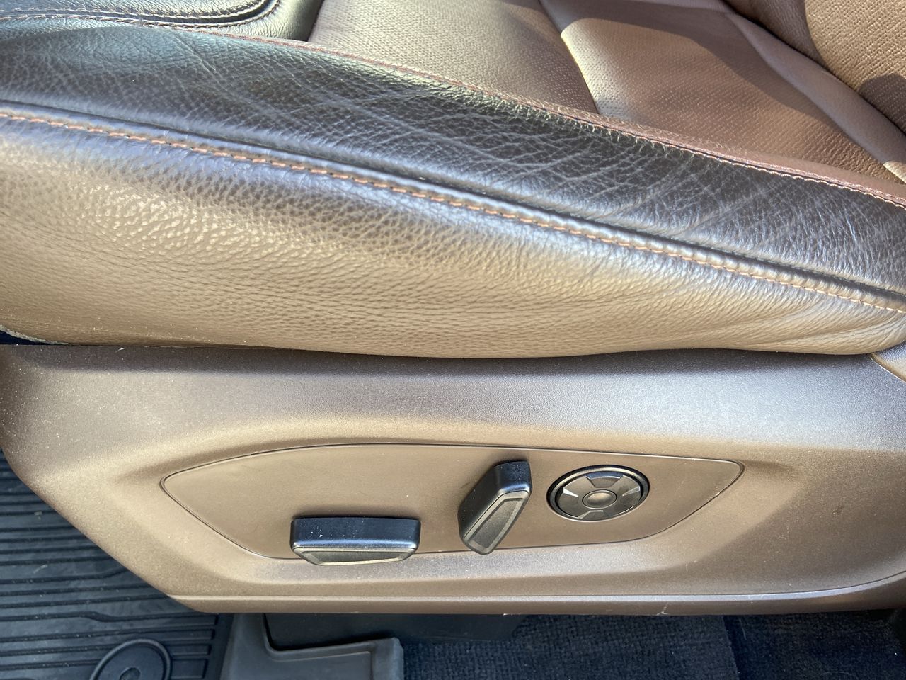 2022 Ford Explorer King Ranch - Photo 12