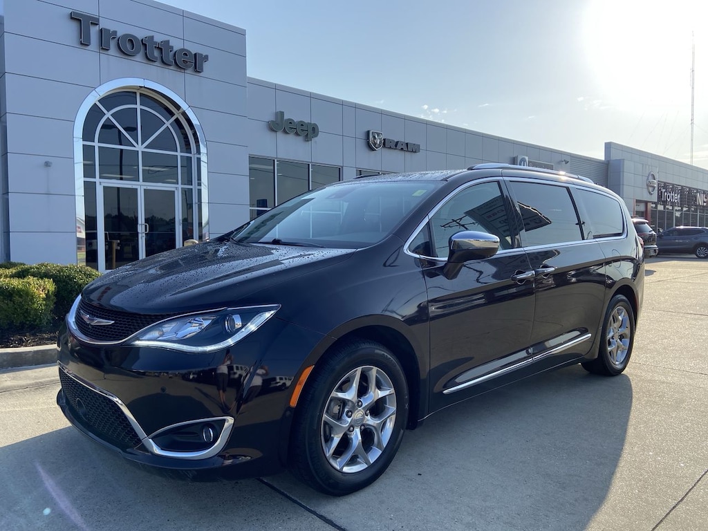 Used 2018 Chrysler Pacifica Limited Front-wheel Drive Passenger Van