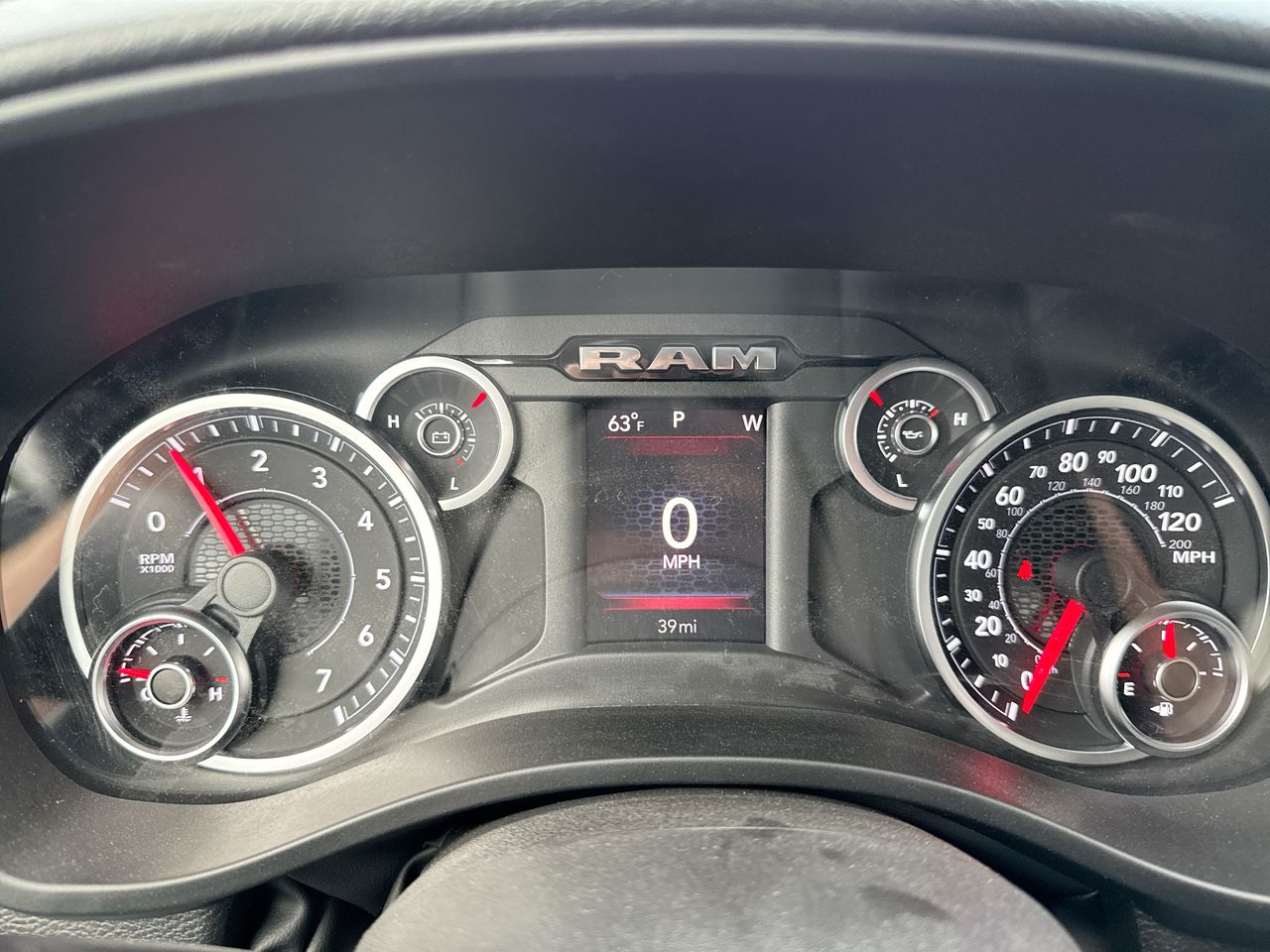 2025 RAM 1500 Tradesman - Photo 15