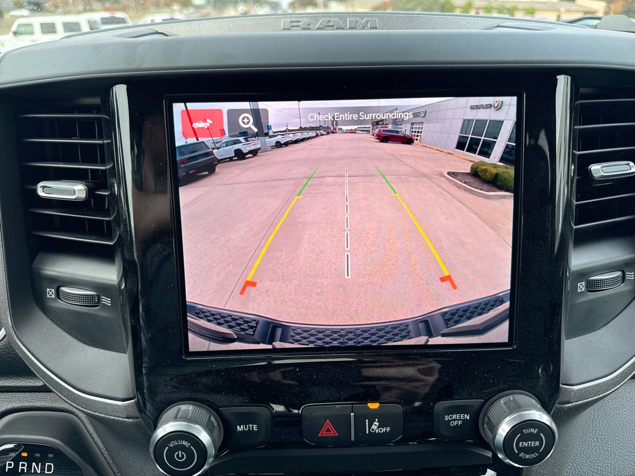 2025 RAM 1500 Tradesman - Photo 17