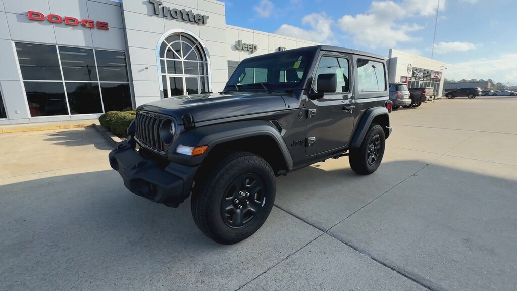Used 2025 Jeep Wrangler Sport 4x4